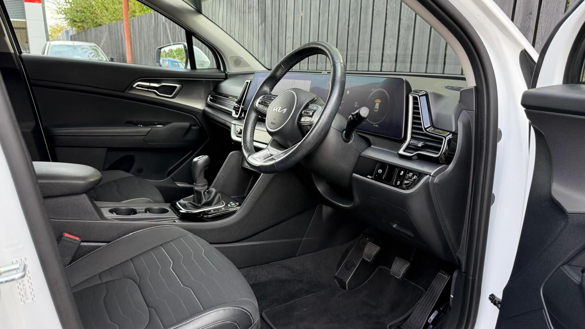 Kia Sportage view 22