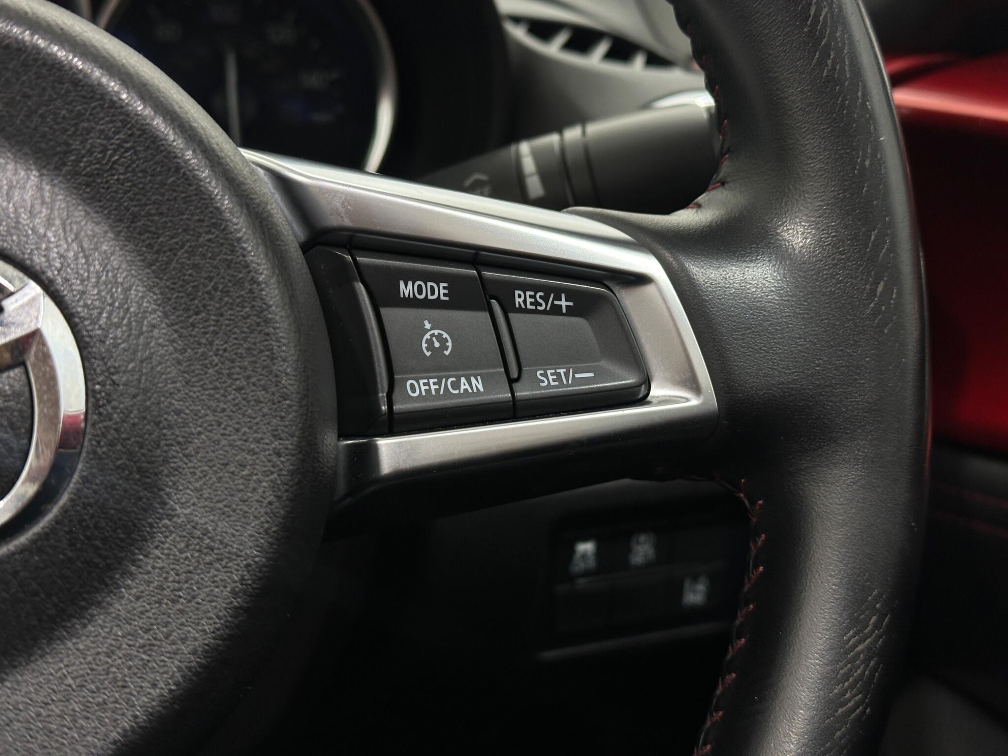 Mazda MX-5 view 15