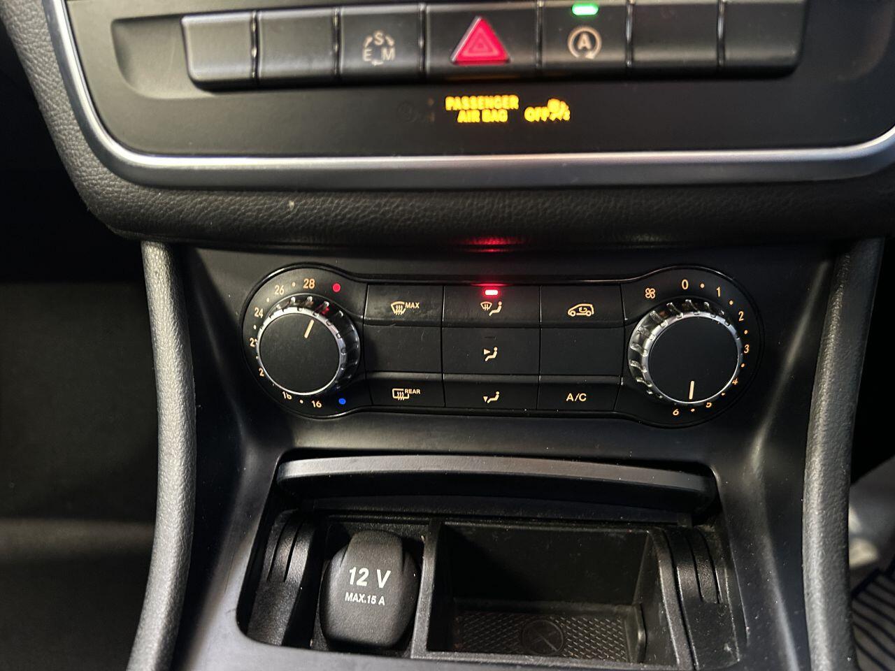 Mercedes-Benz Gla view 42