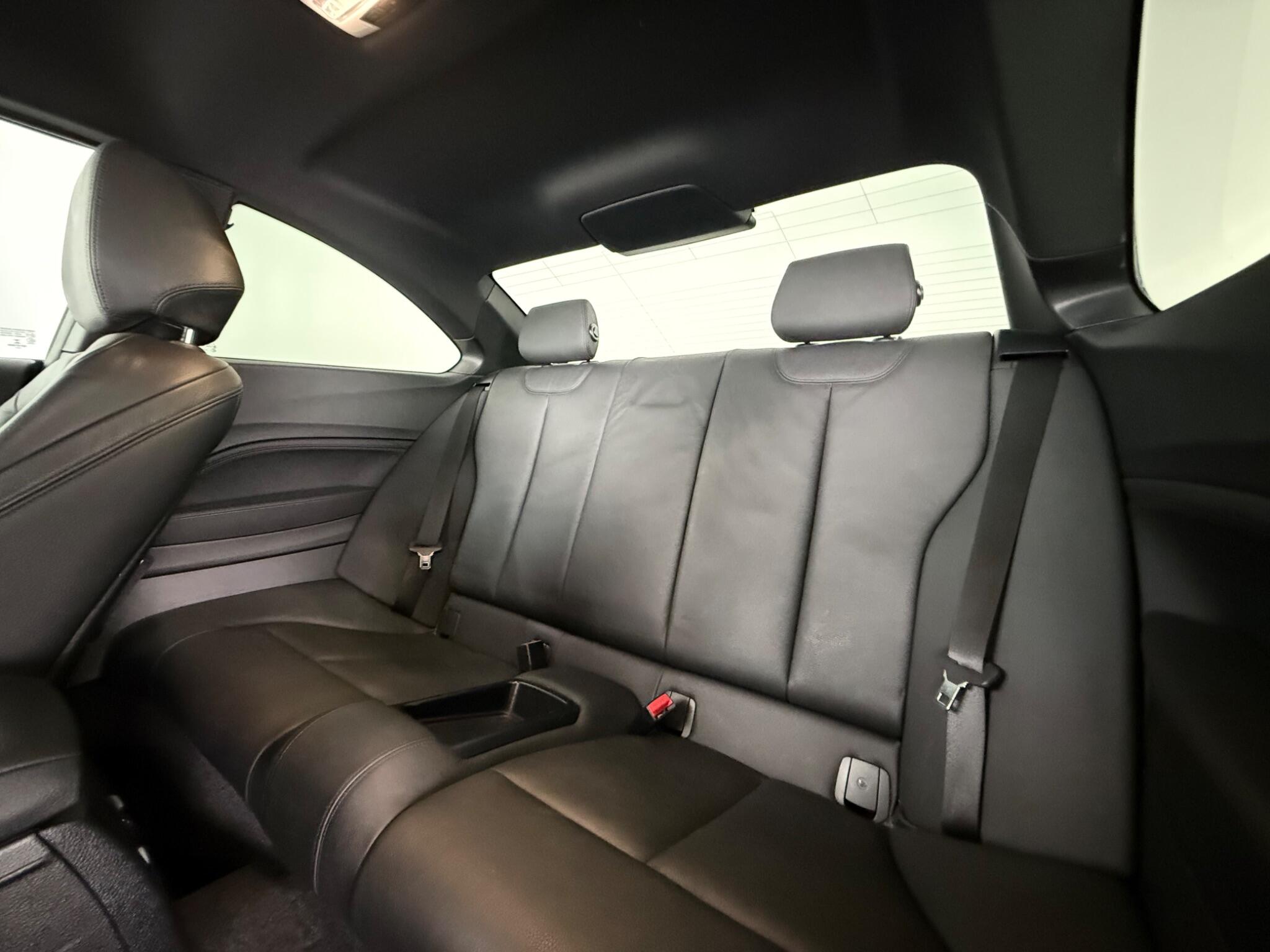 BMW 2 Series view 29