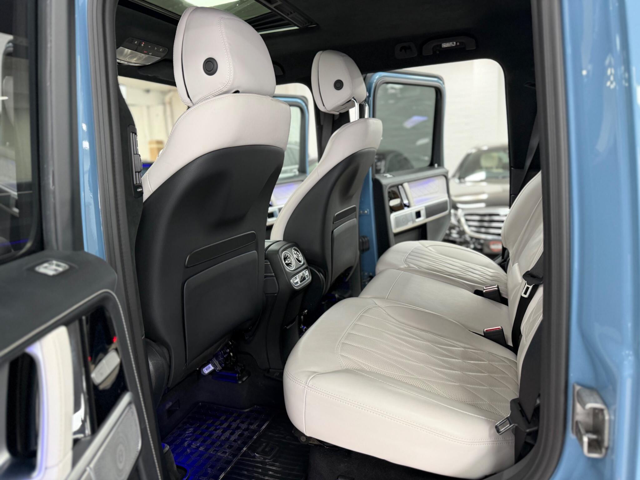 Mercedes-Benz G-Class view 76