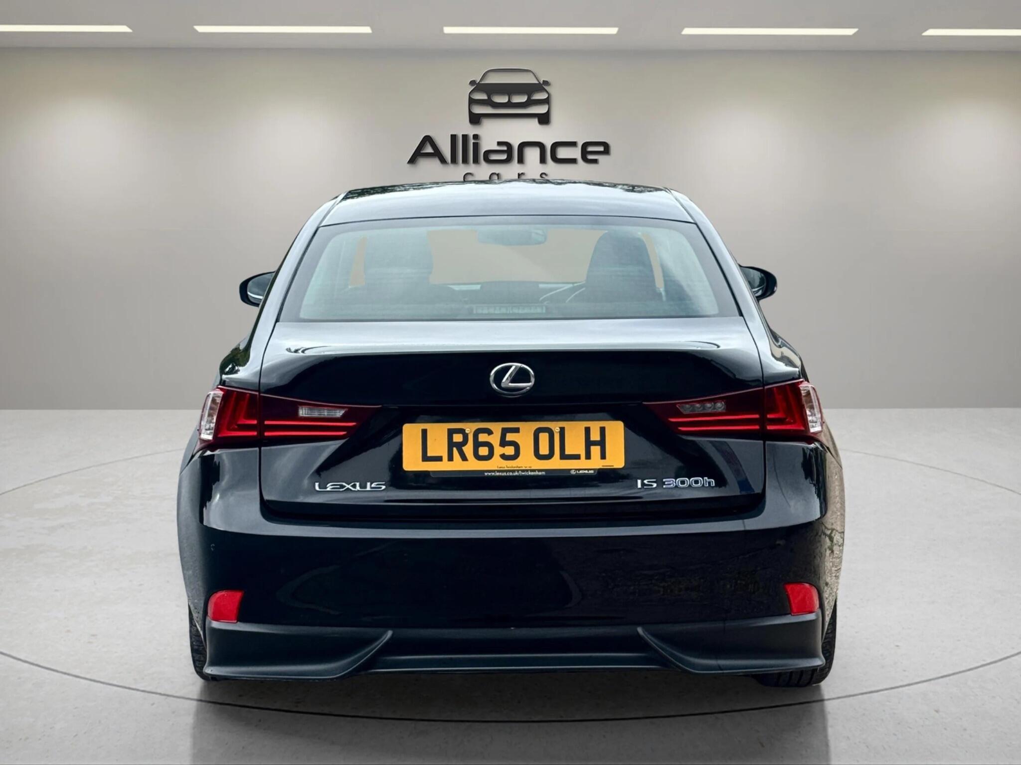 Lexus Is view 25