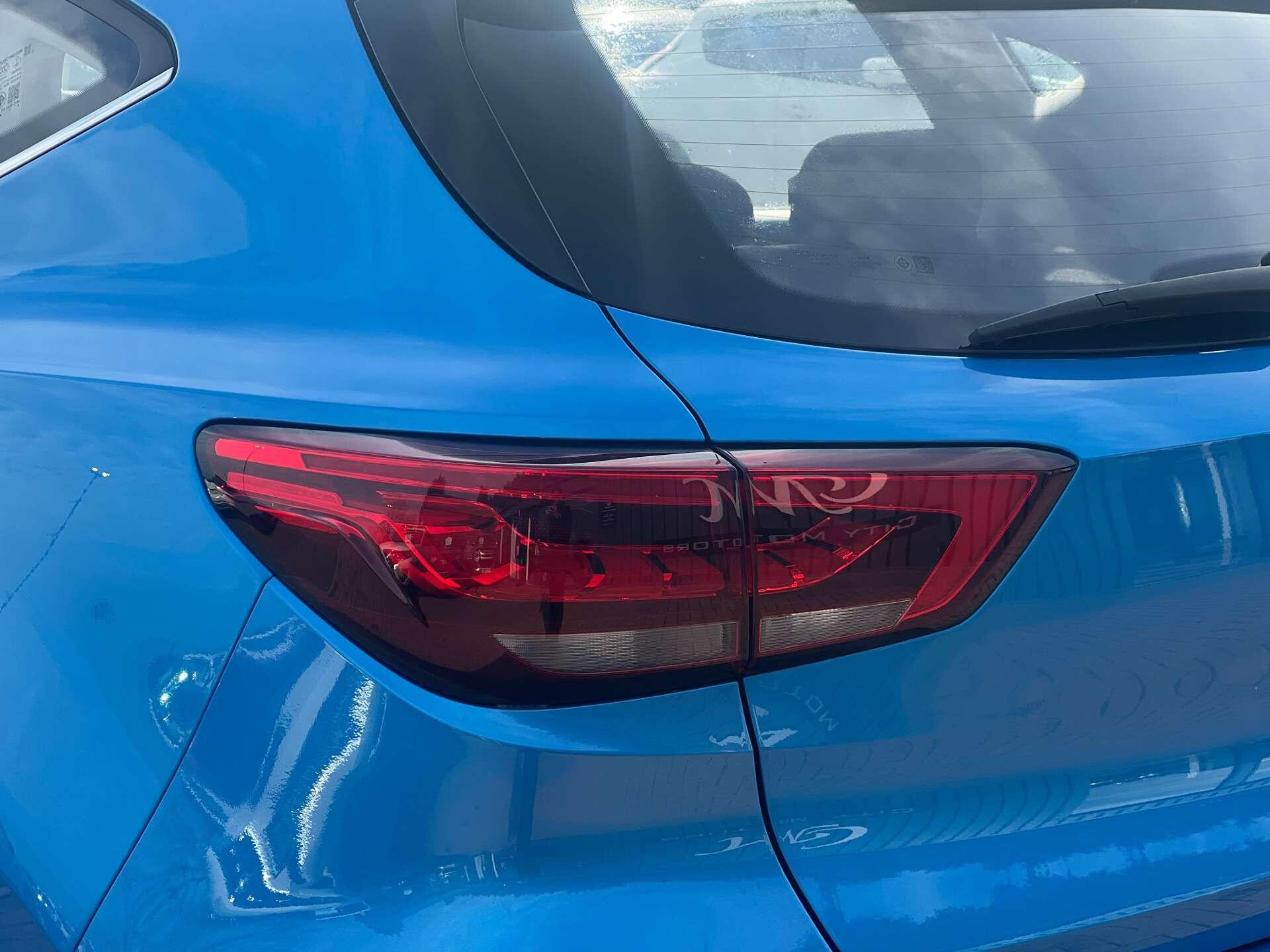 MG ZS view 11