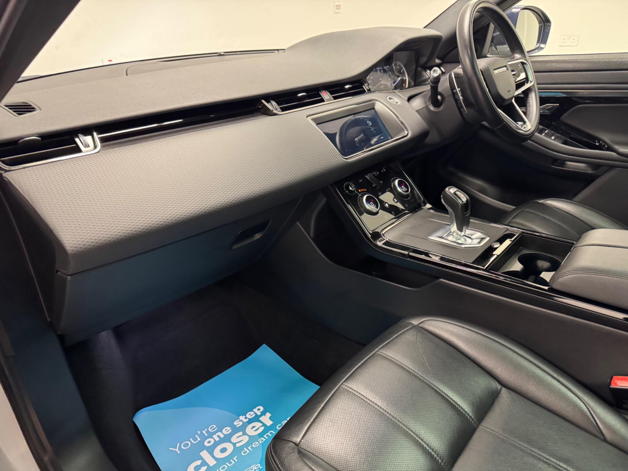 Land Rover Range Rover Evoque view 9