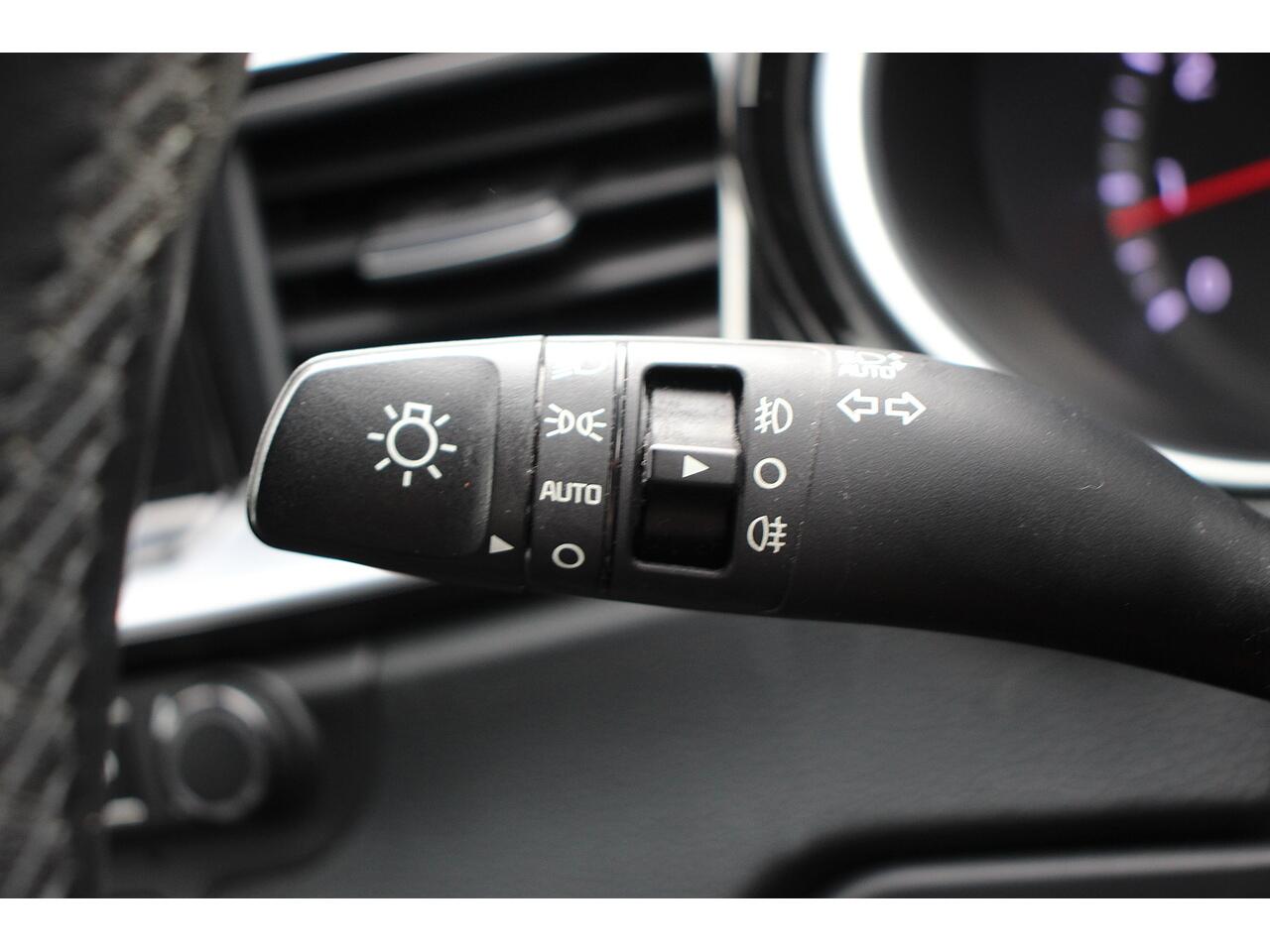 Kia Ceed view 29