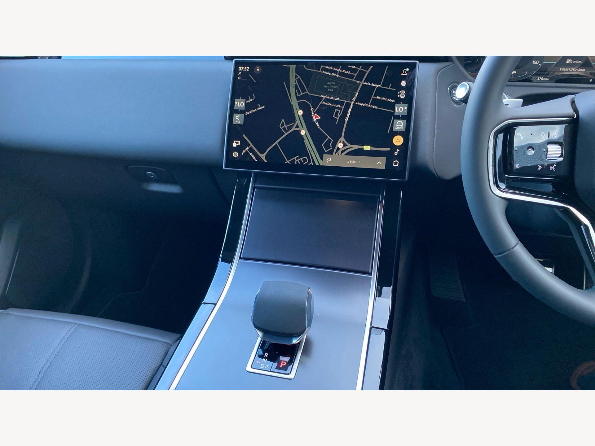 Land Rover Range Rover Velar view 17