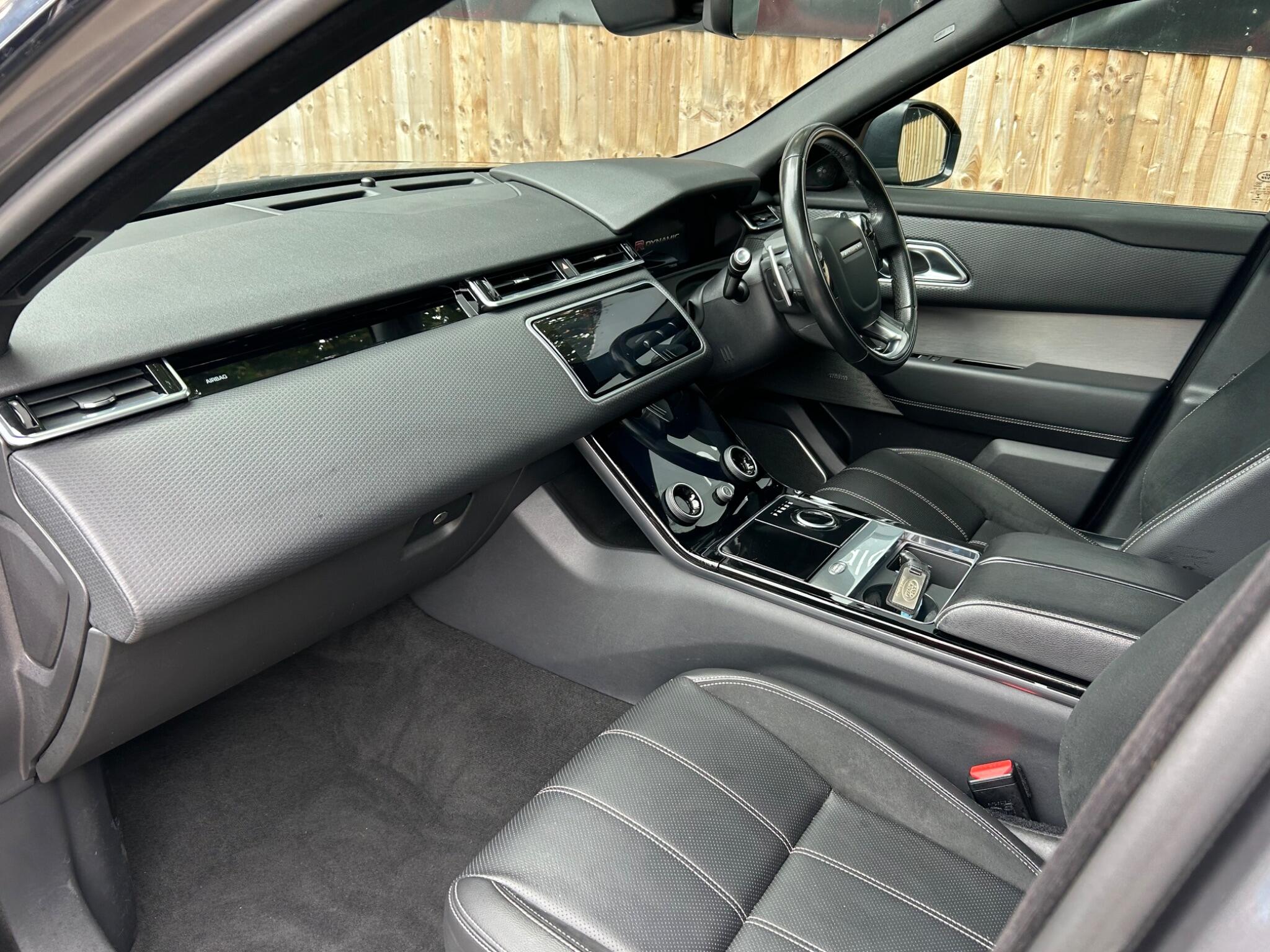 Land Rover Range Rover Velar view 35