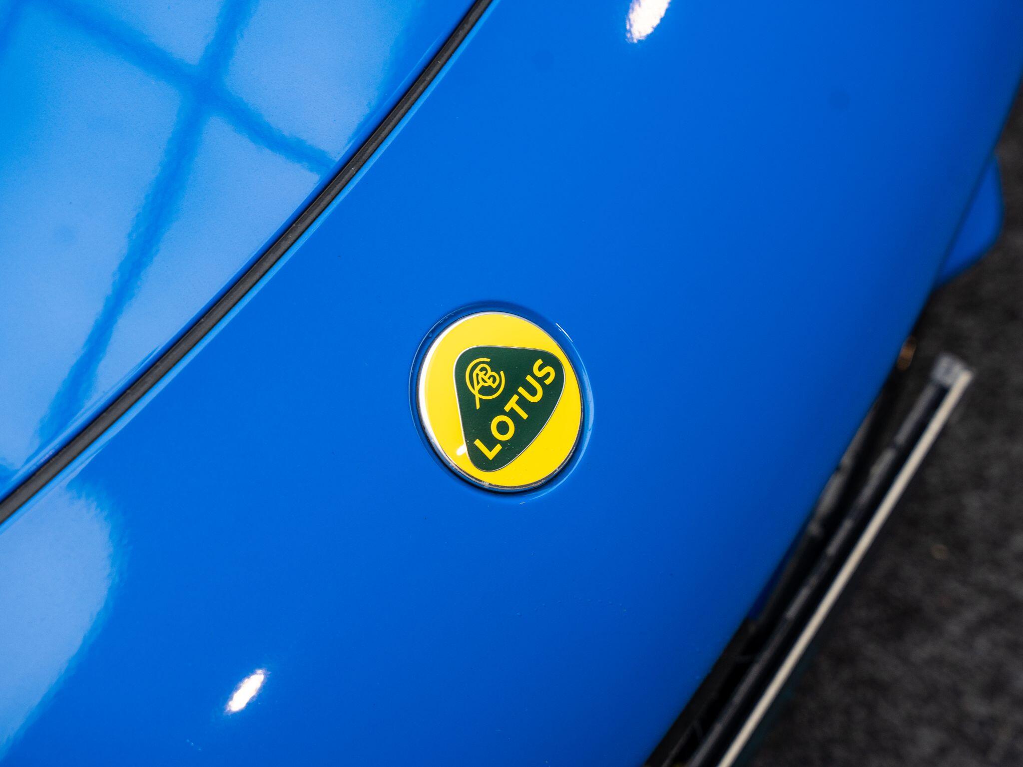 Lotus Emira view 27