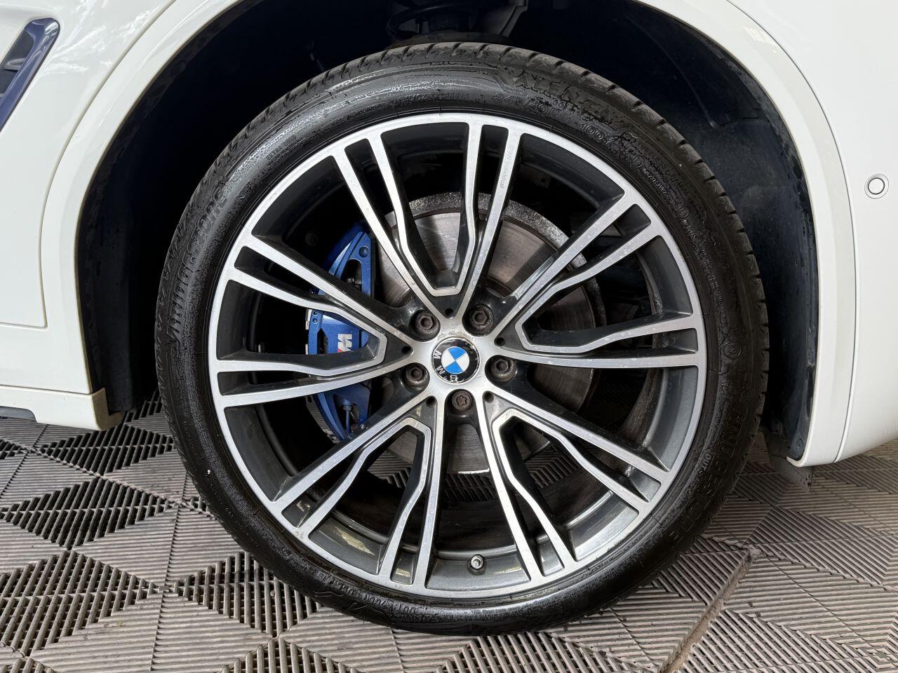 BMW X3 view 19