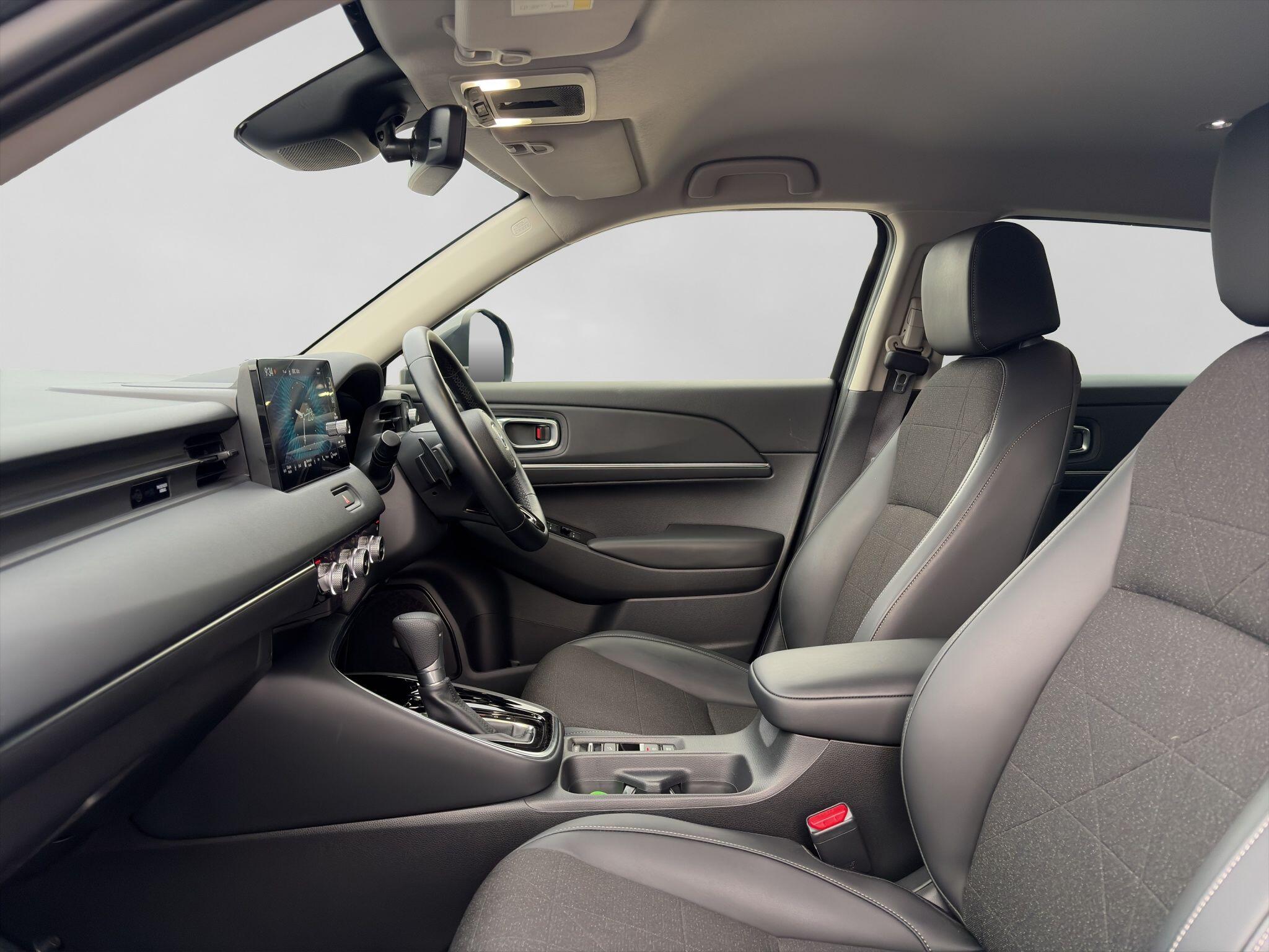 HR-V