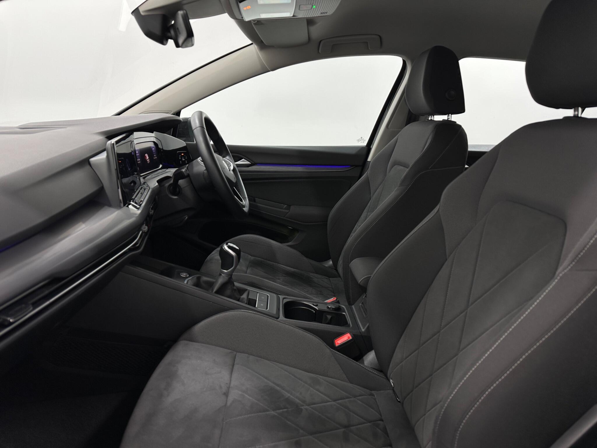 Volkswagen Golf view 34