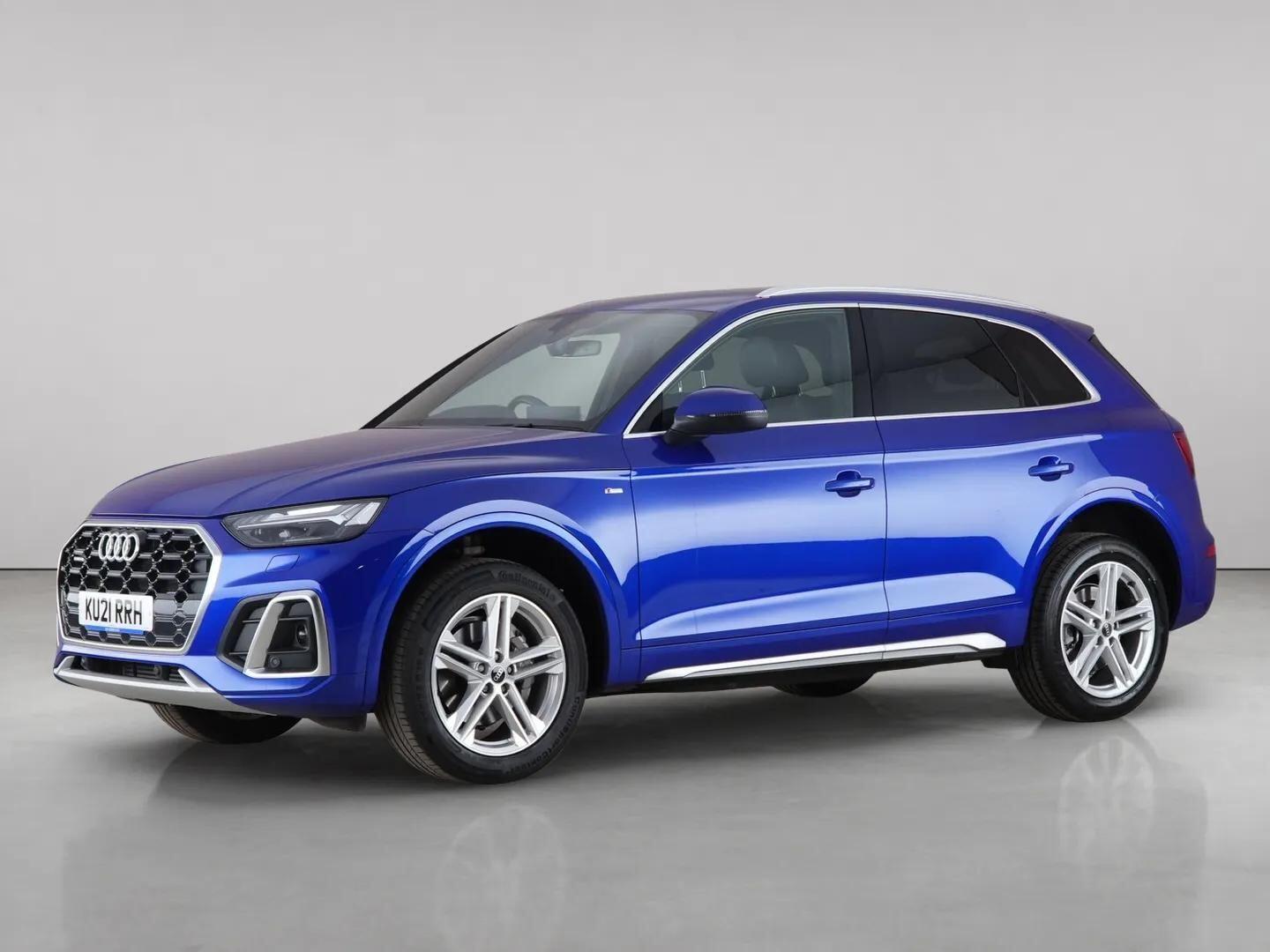 Audi Q5 view 2