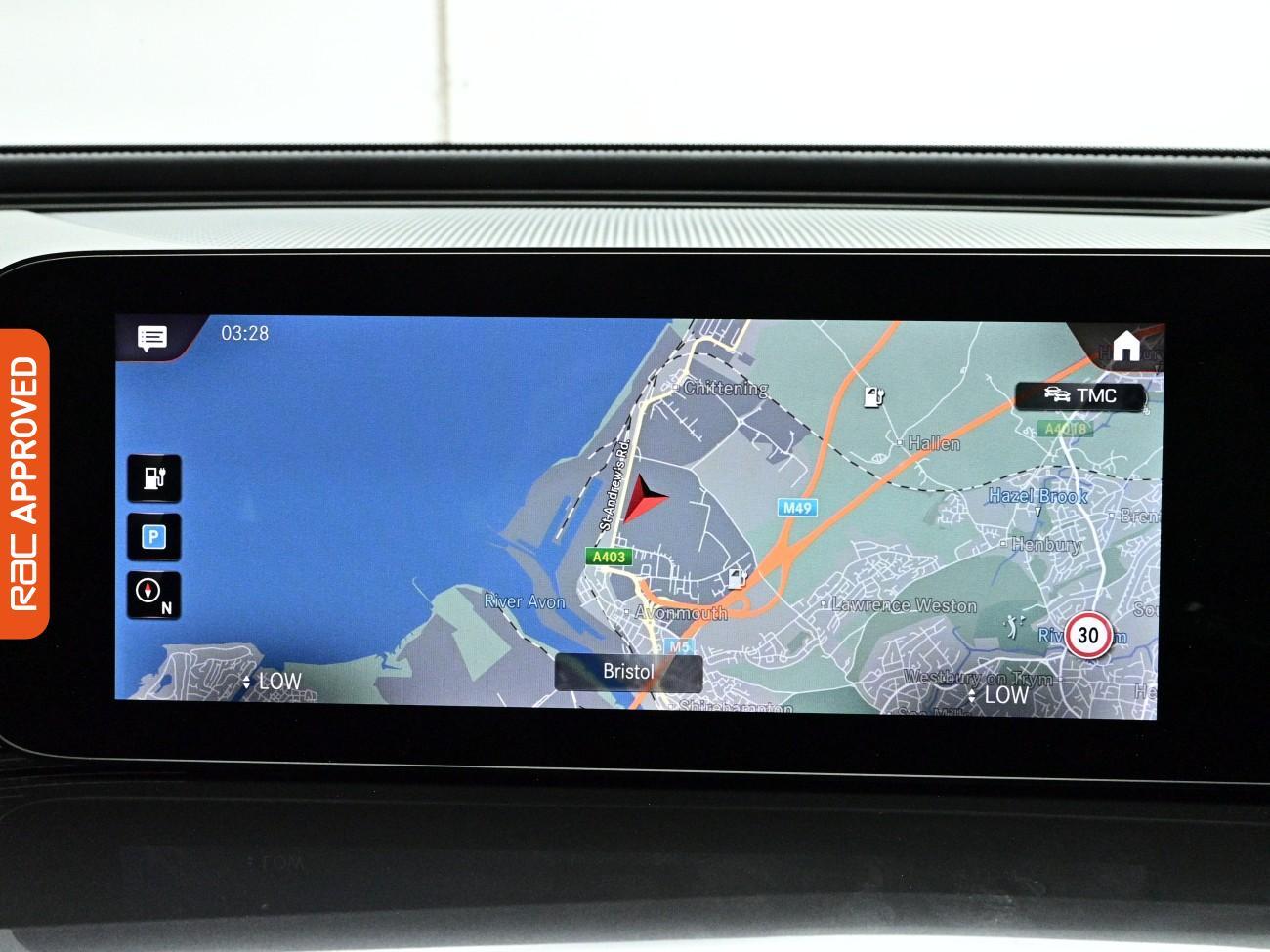 Mercedes-Benz Eqc view 22