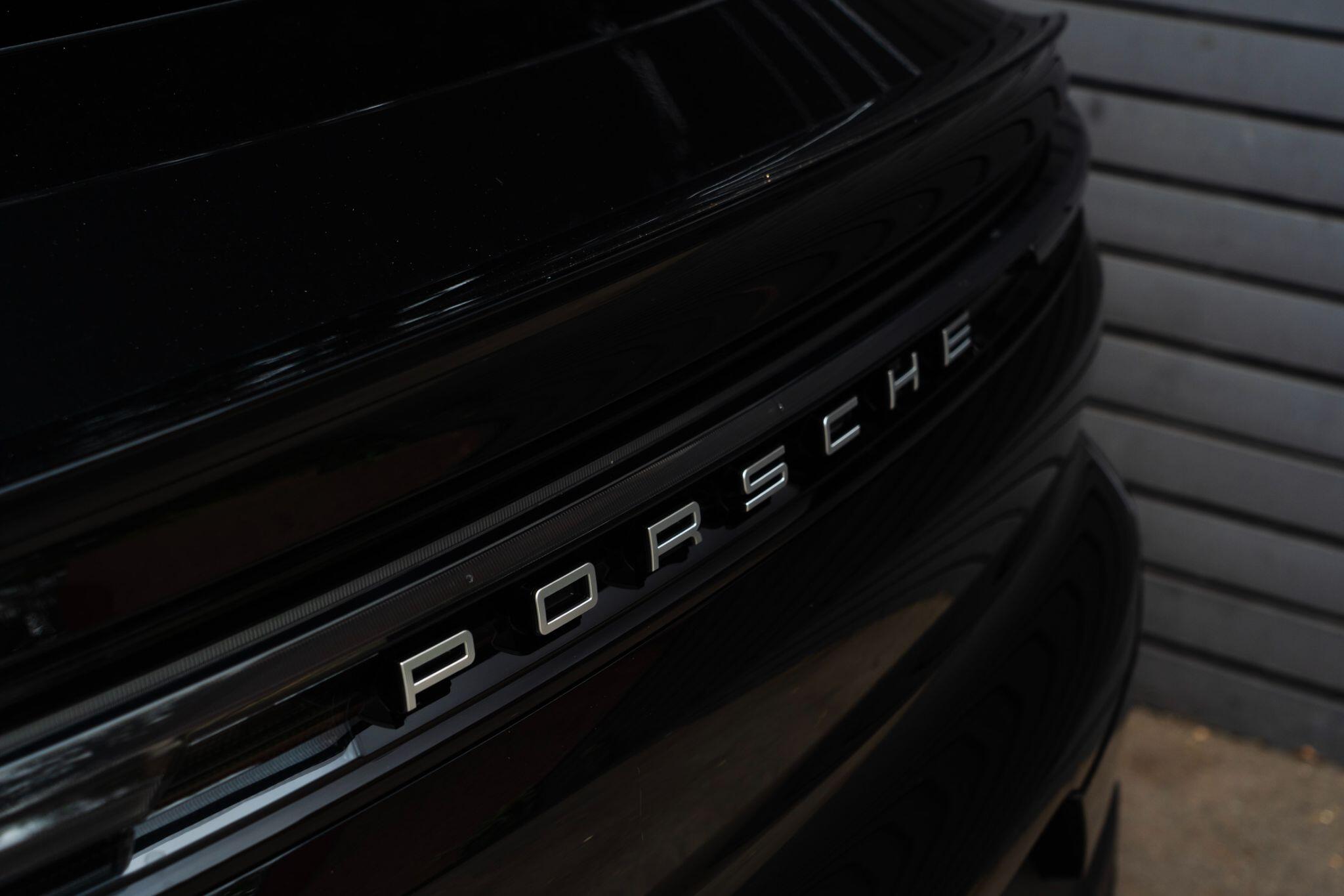 Porsche Cayenne view 67