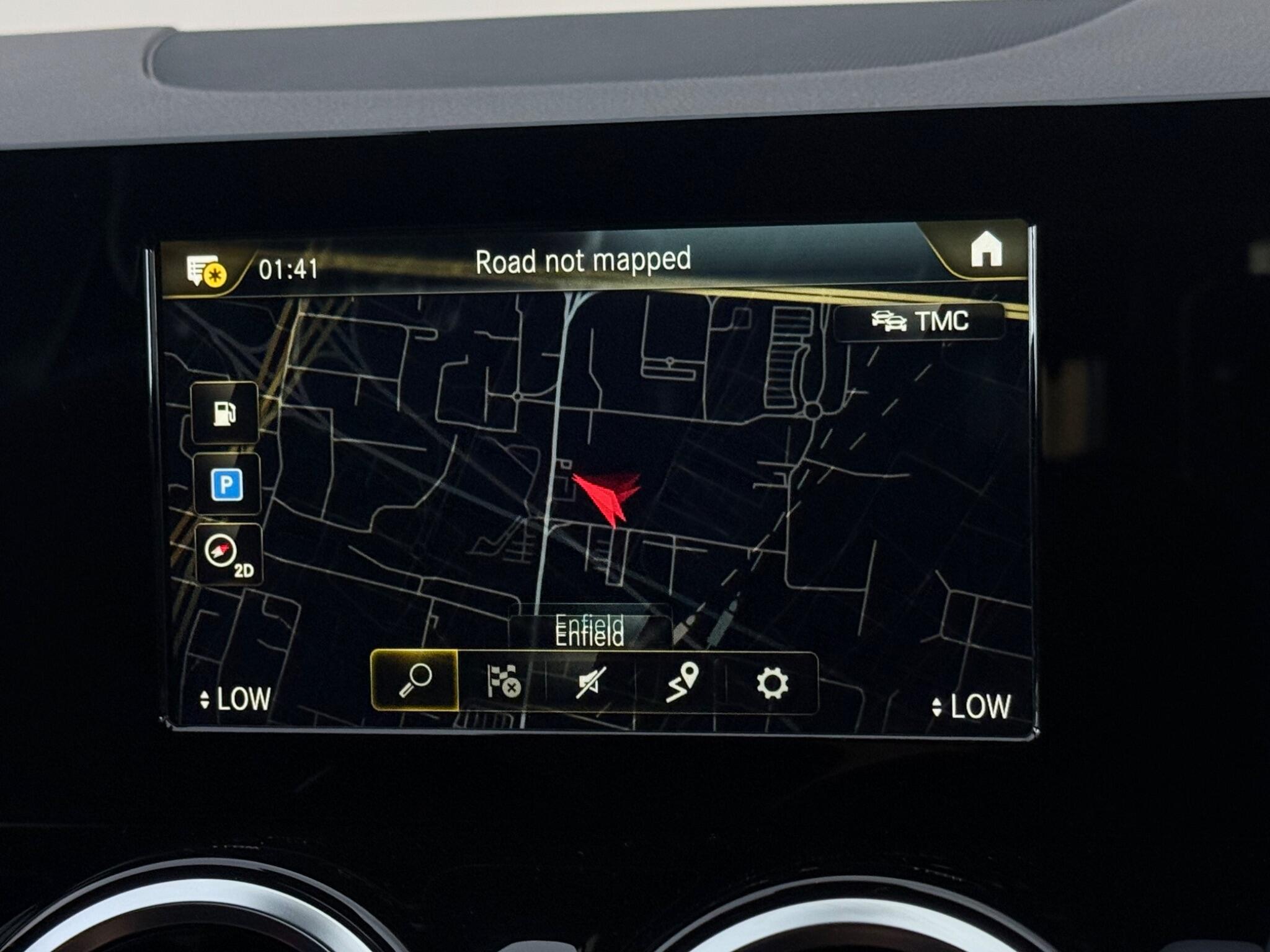 Mercedes-Benz Gla view 27