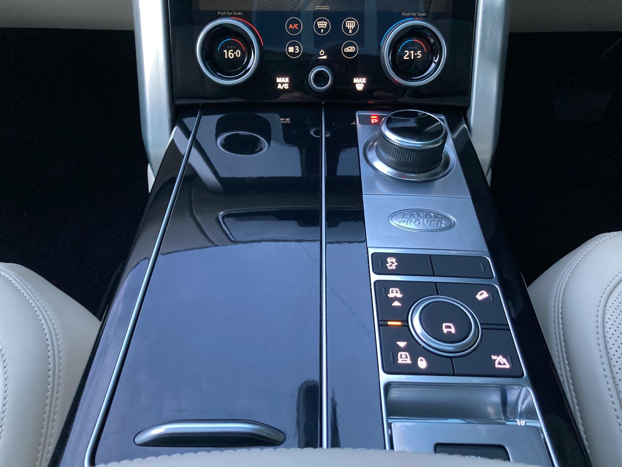 Land Rover Range Rover view 40