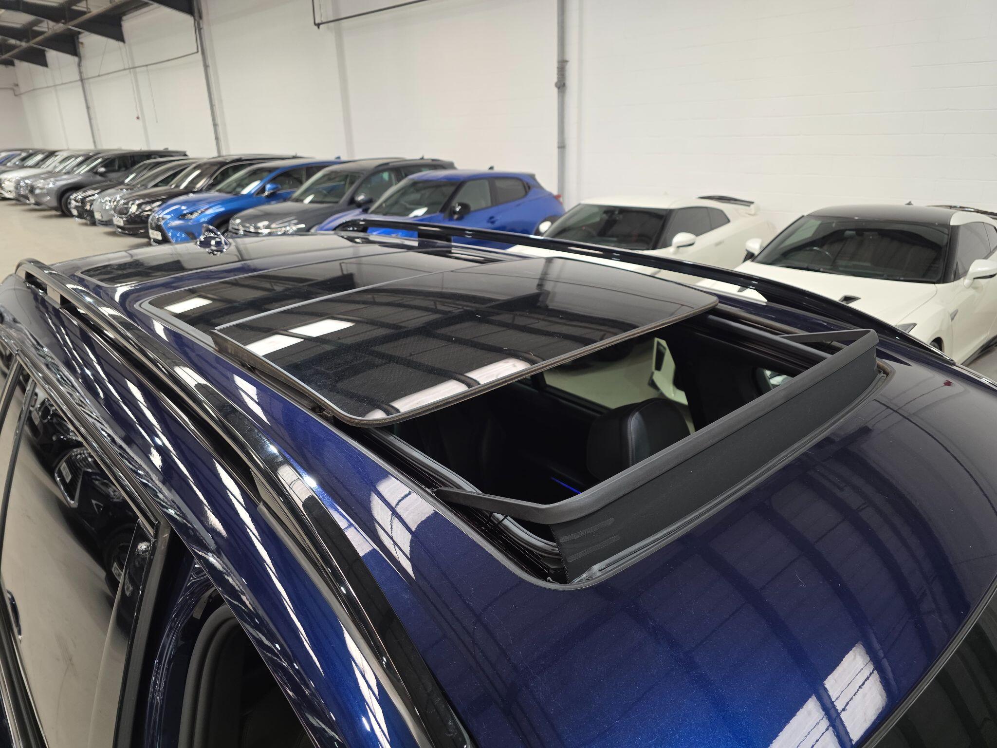 BMW X7 view 7