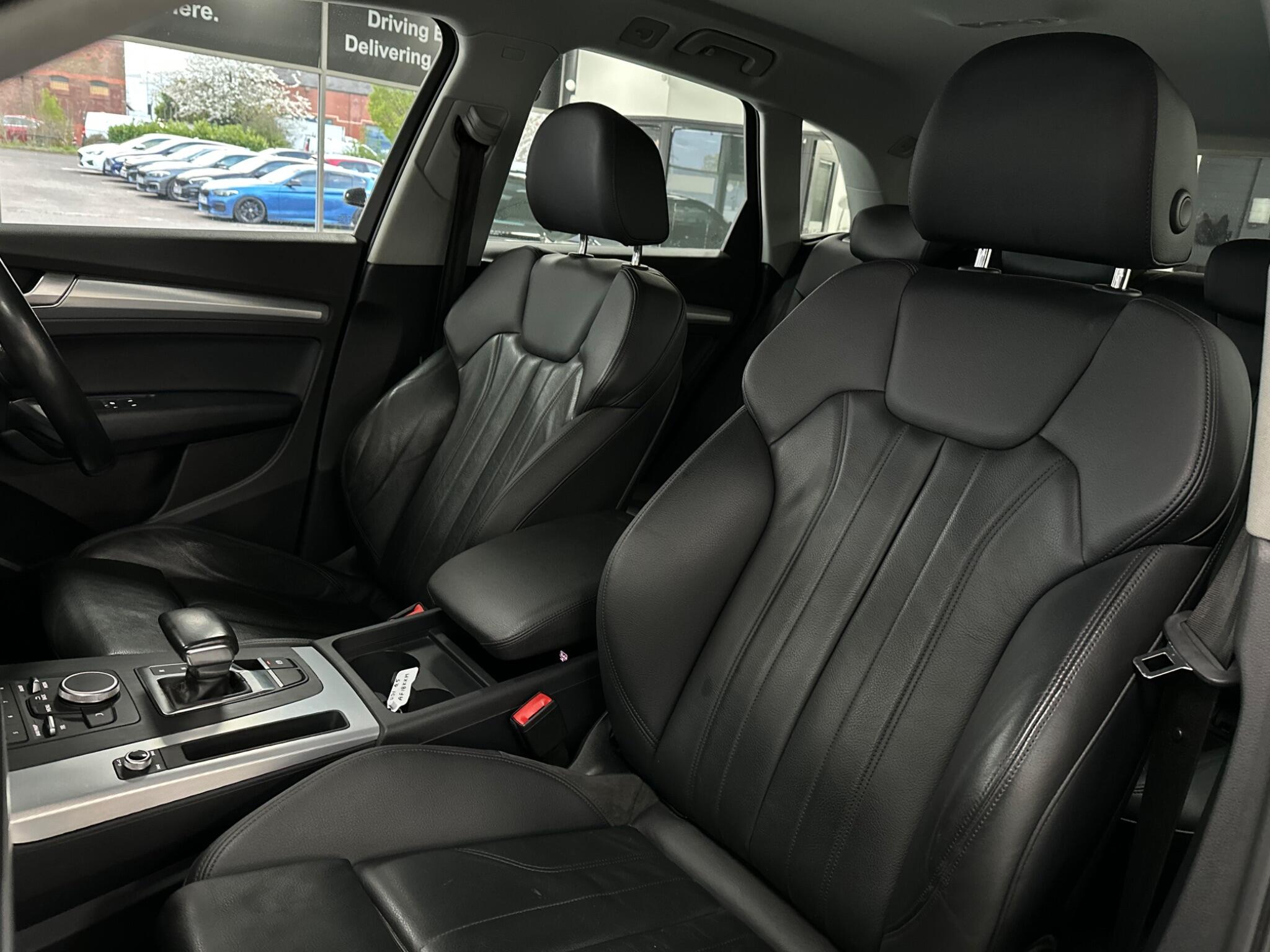 Audi Q5 view 33