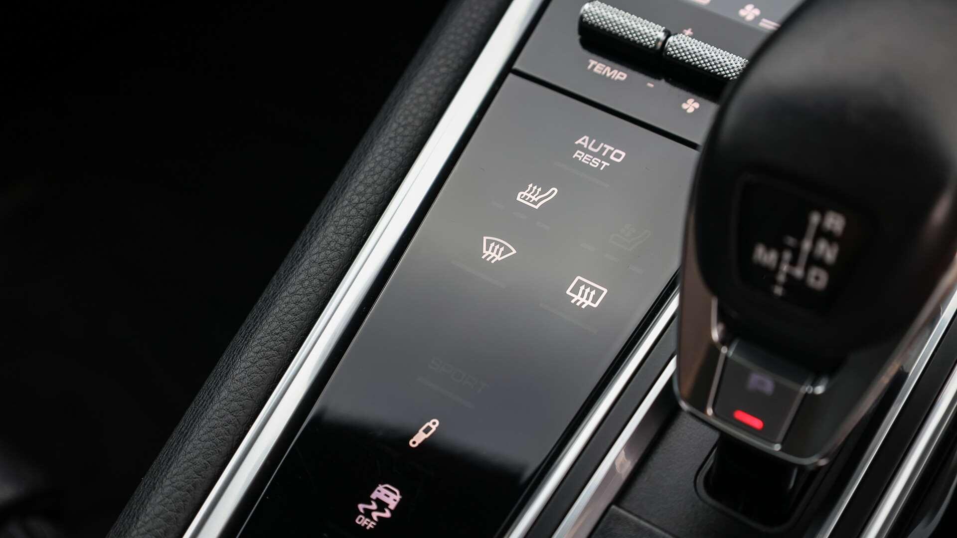 Porsche Panamera view 19