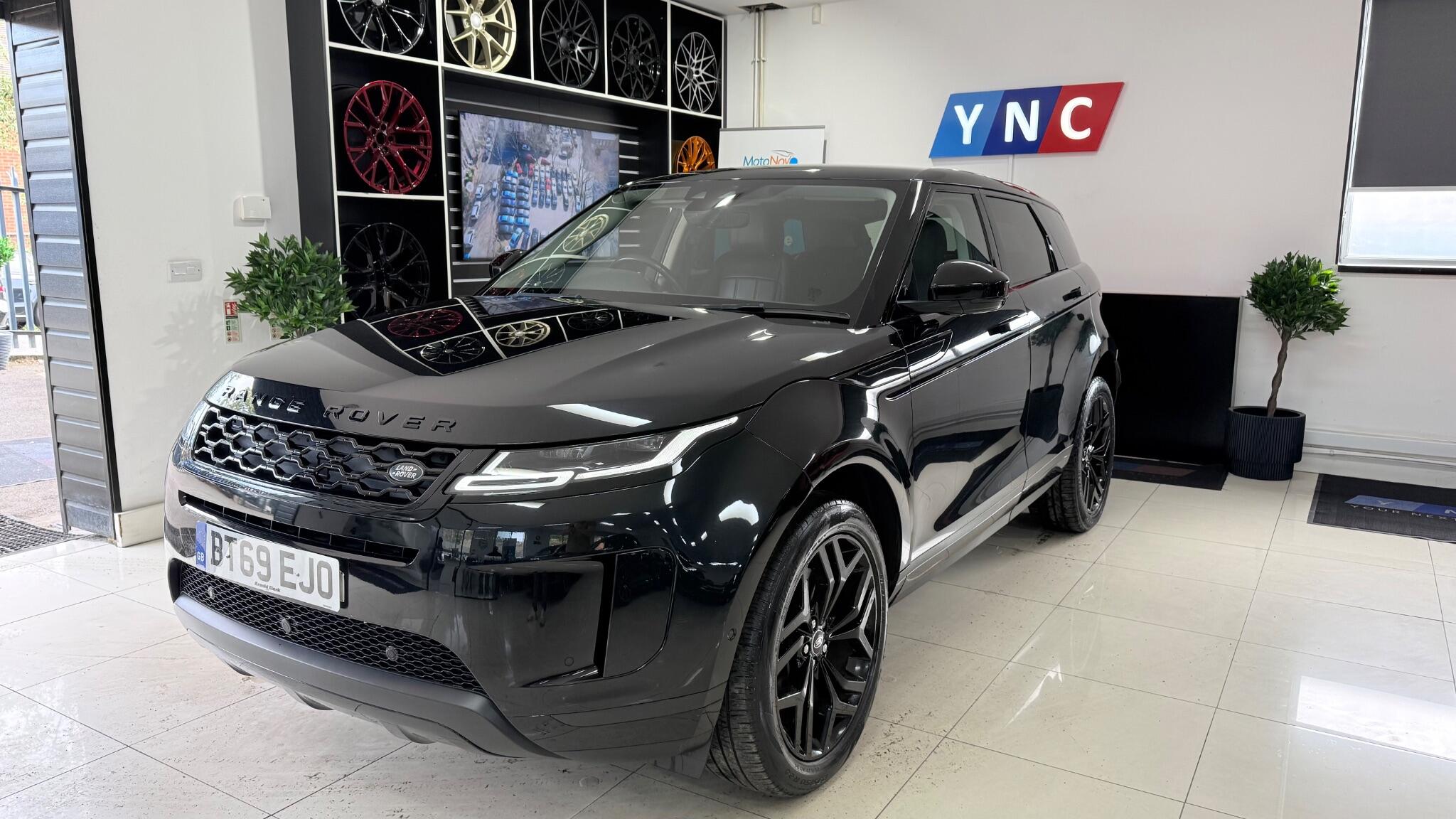 Land Rover Range Rover Evoque view 46