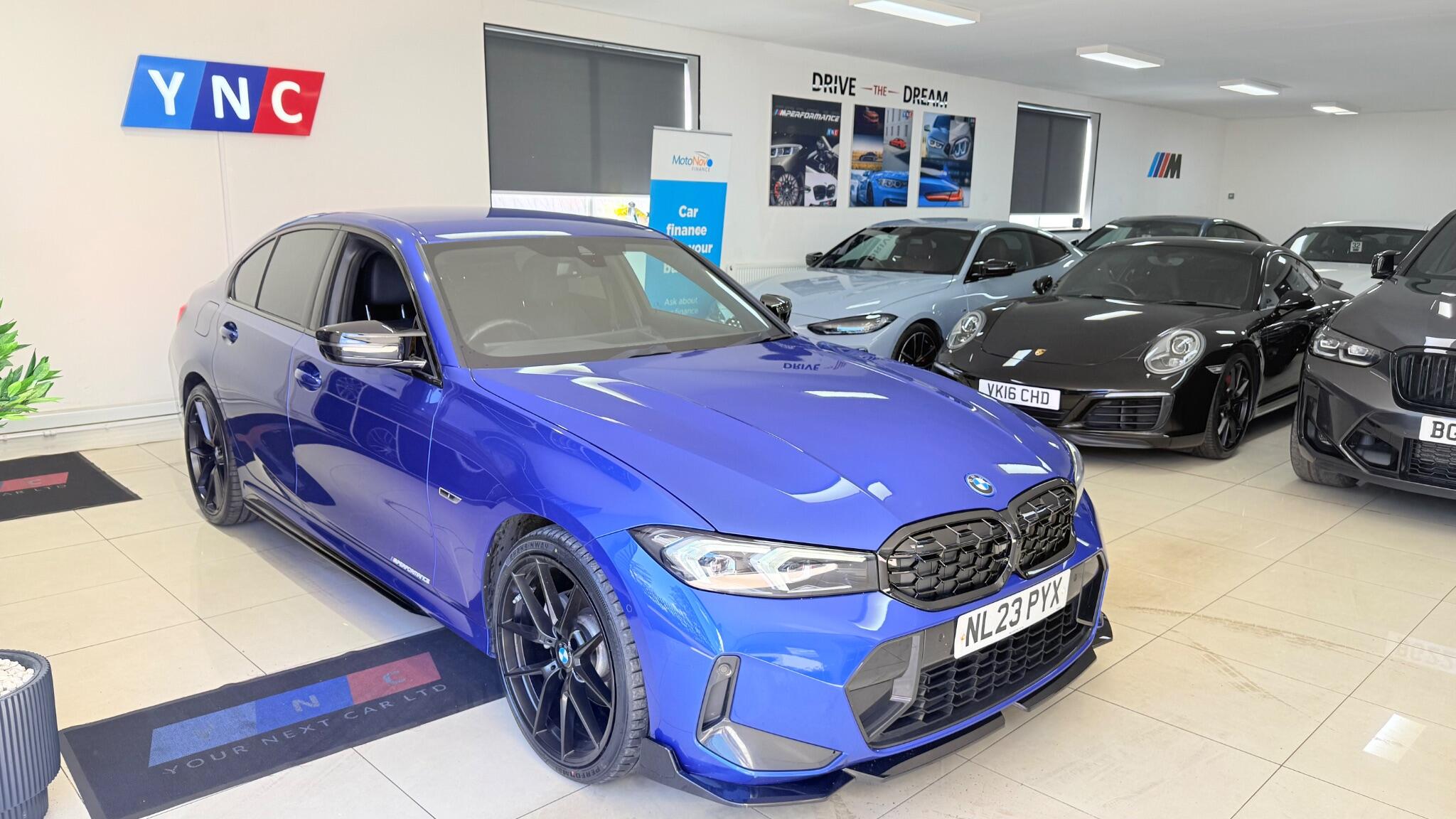 BMW 3 Series view 44