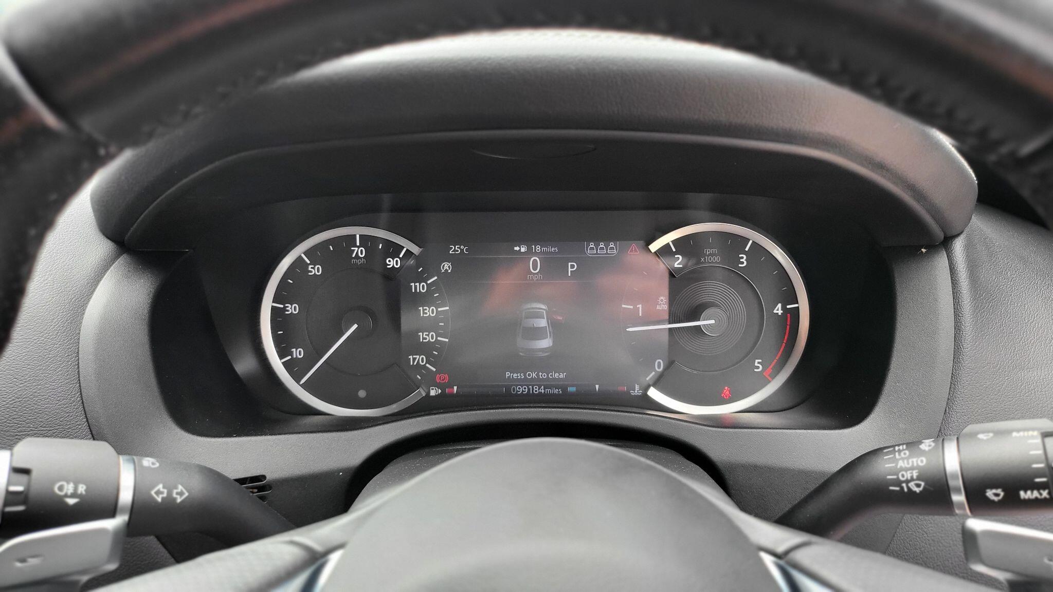 Jaguar Xe view 28