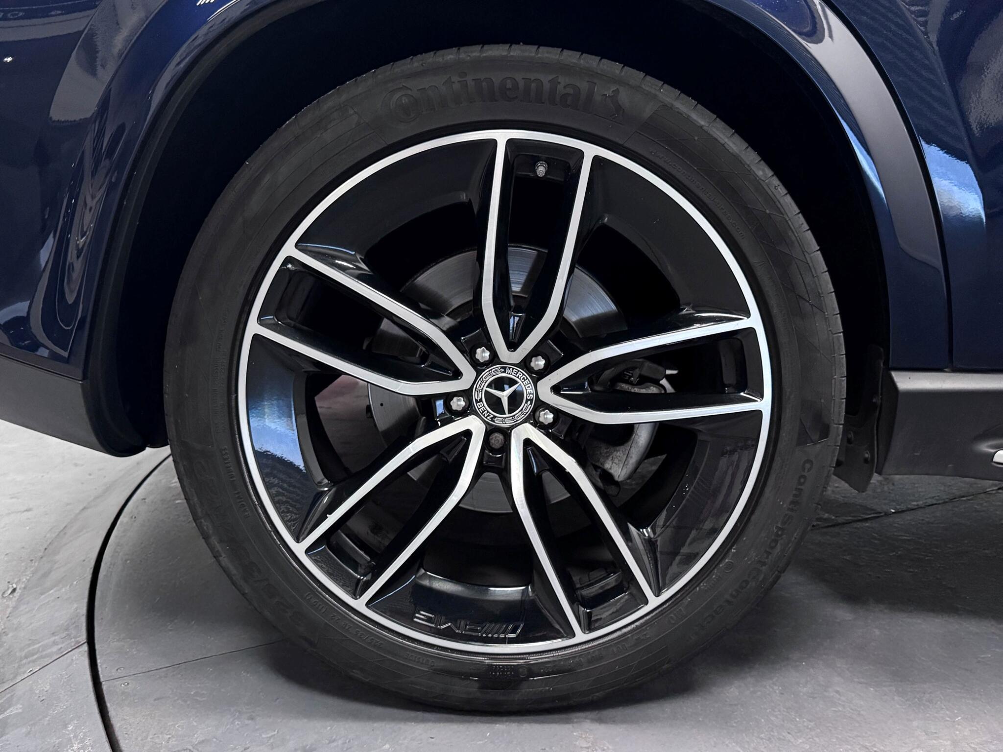 Mercedes-Benz GLE view 75