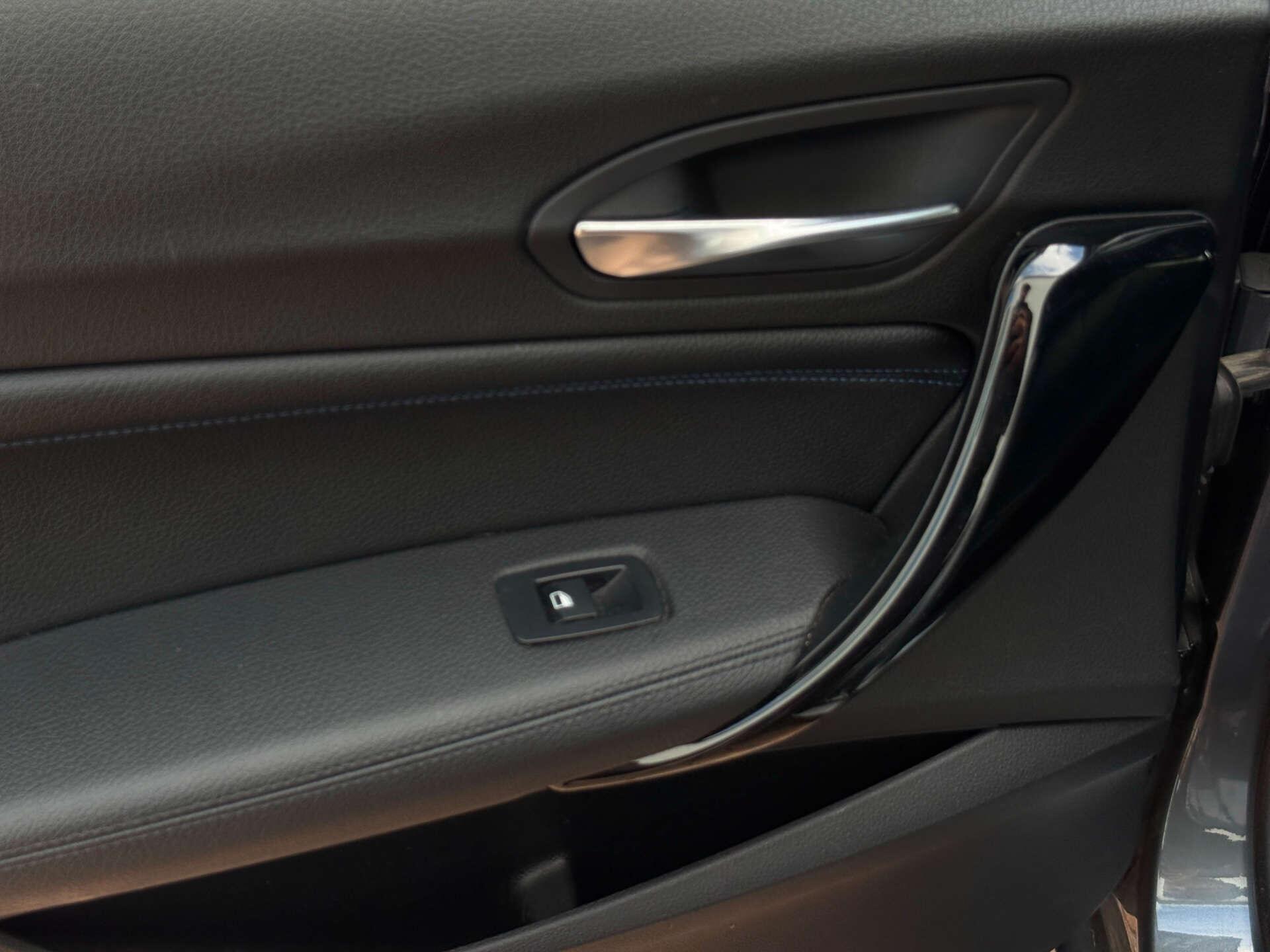BMW 1 Series view 36