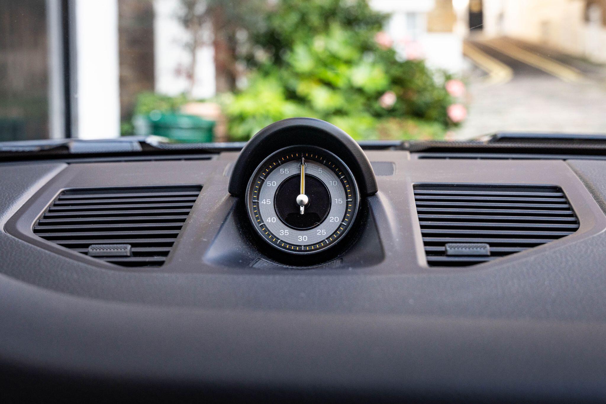 Porsche 911 view 58