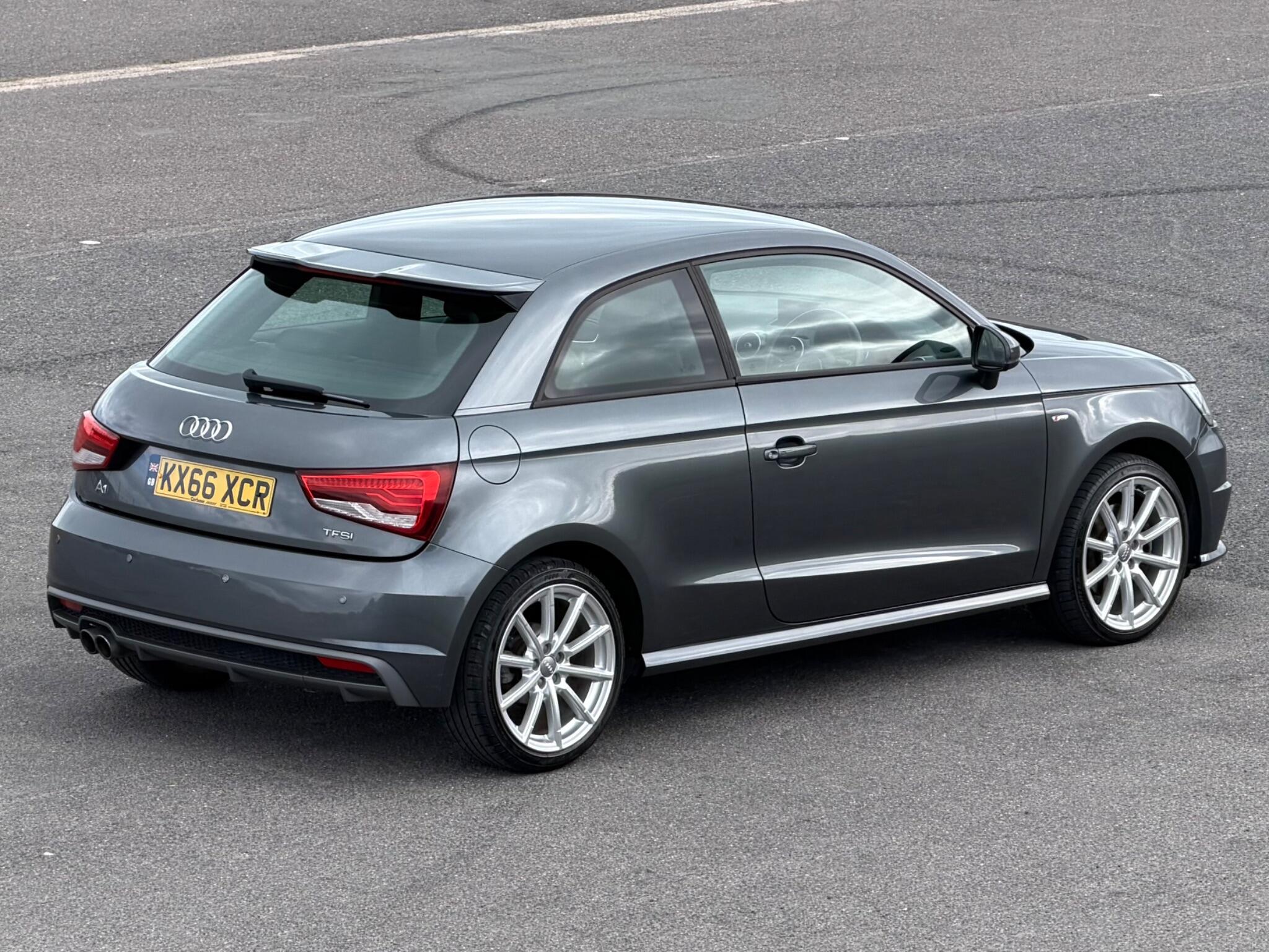 Audi A1 view 22