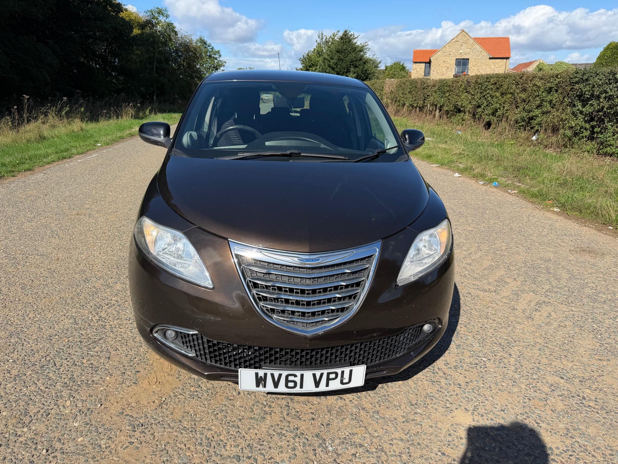 Chrysler Ypsilon view 28