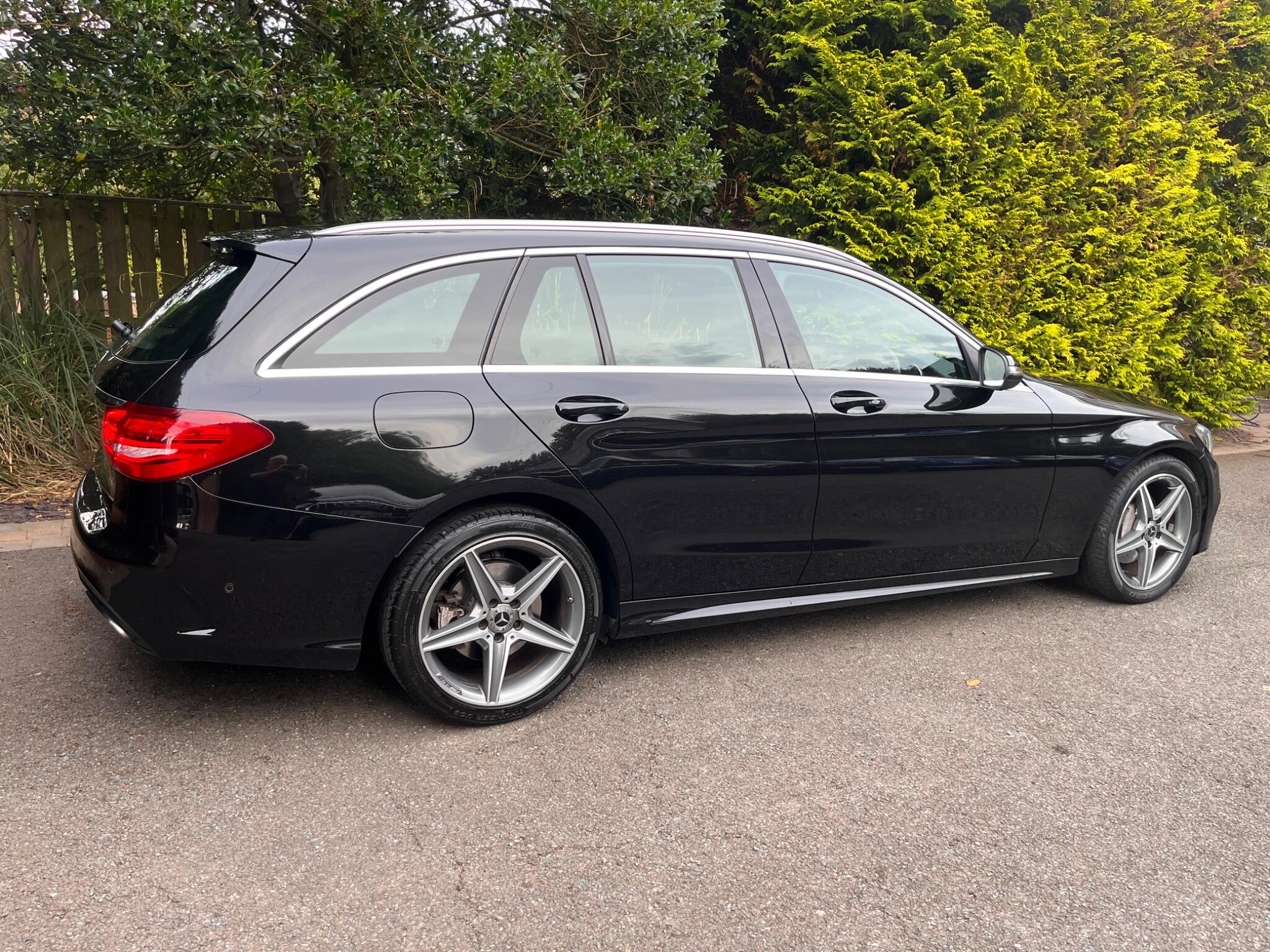 Mercedes-Benz C-Class view 17