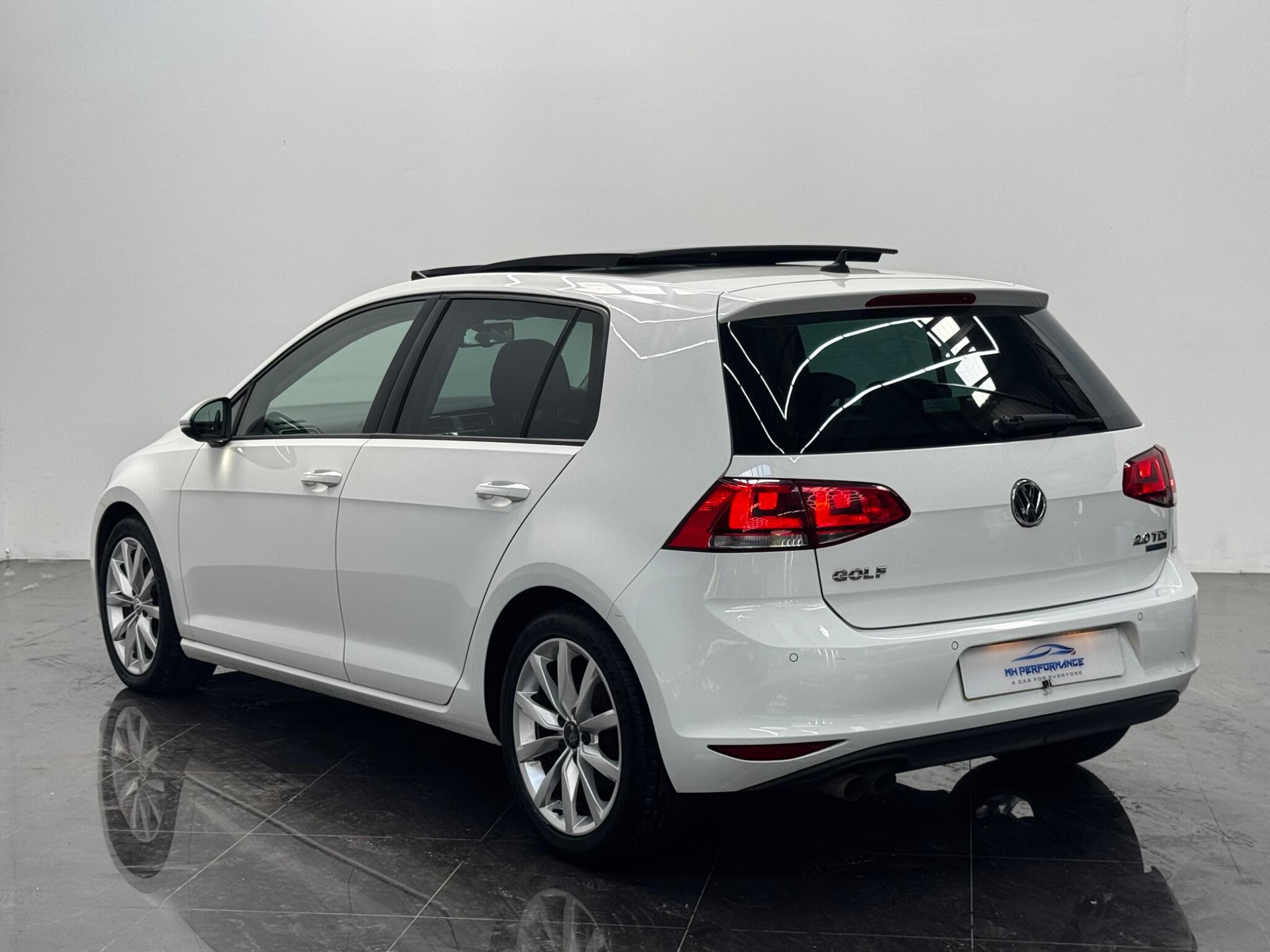 Volkswagen Golf view 54