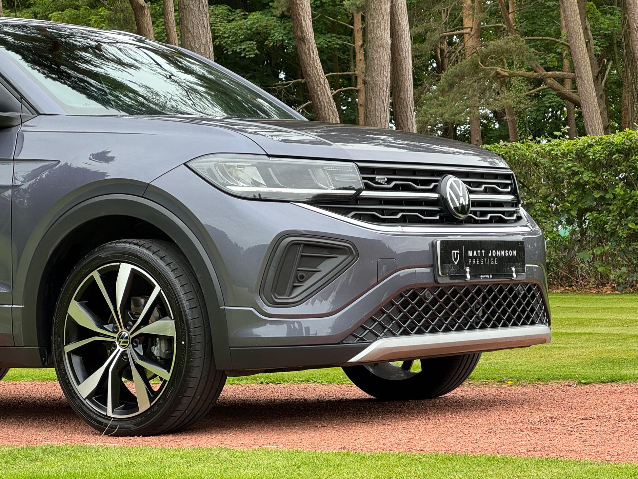 Volkswagen T-Cross view 2
