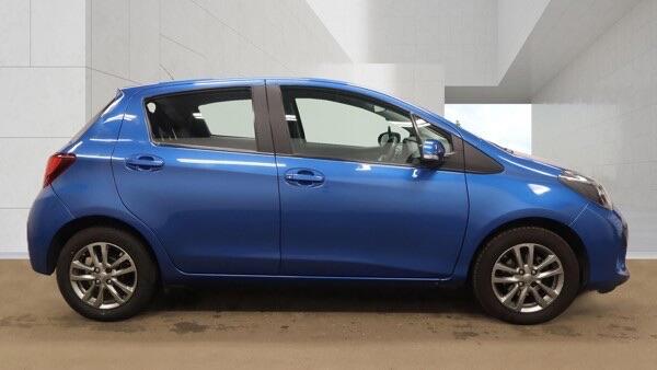 Toyota Yaris view 5