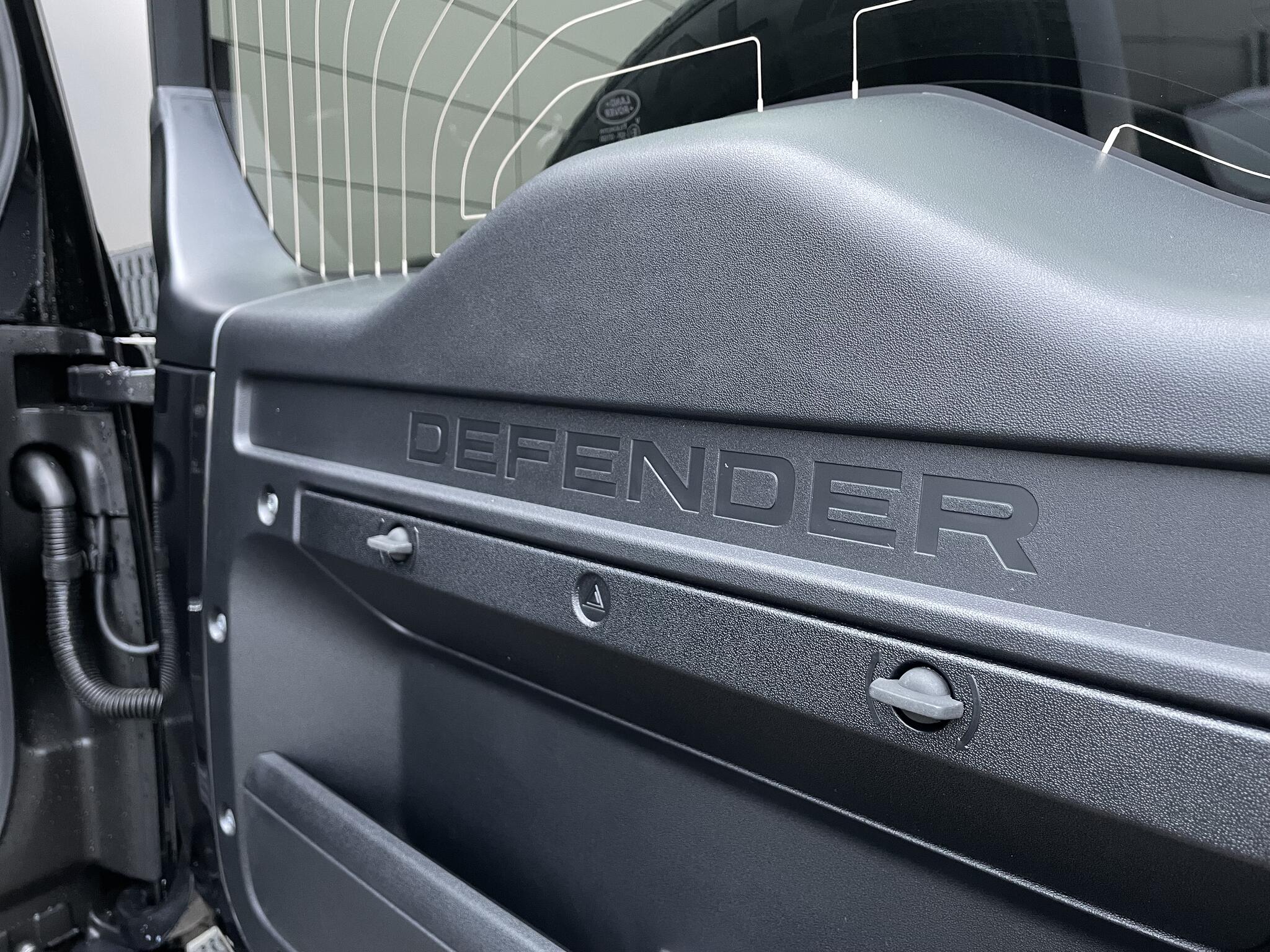 Land Rover Defender view 52
