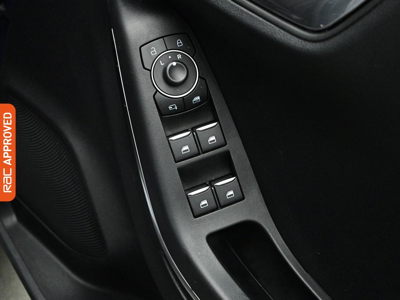 Ford Puma view 23