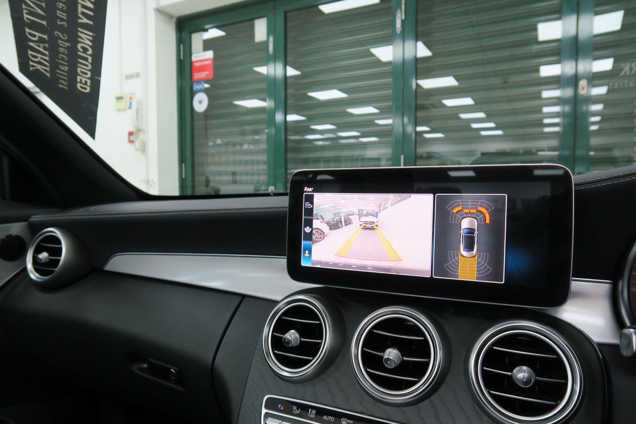 Mercedes-Benz C-Class view 16