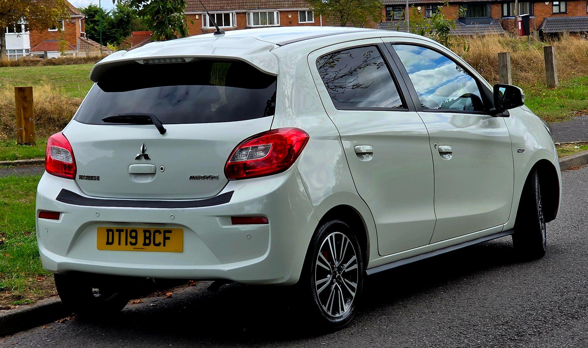 Mitsubishi Mirage view 13