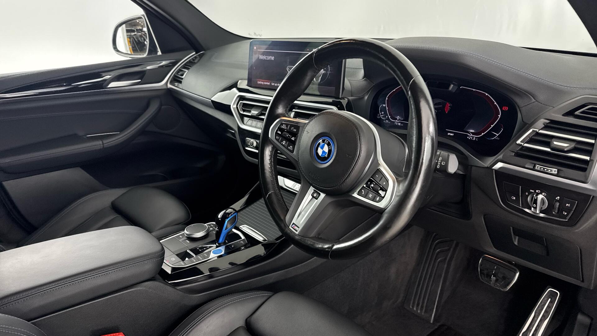 BMW Ix3 view 9