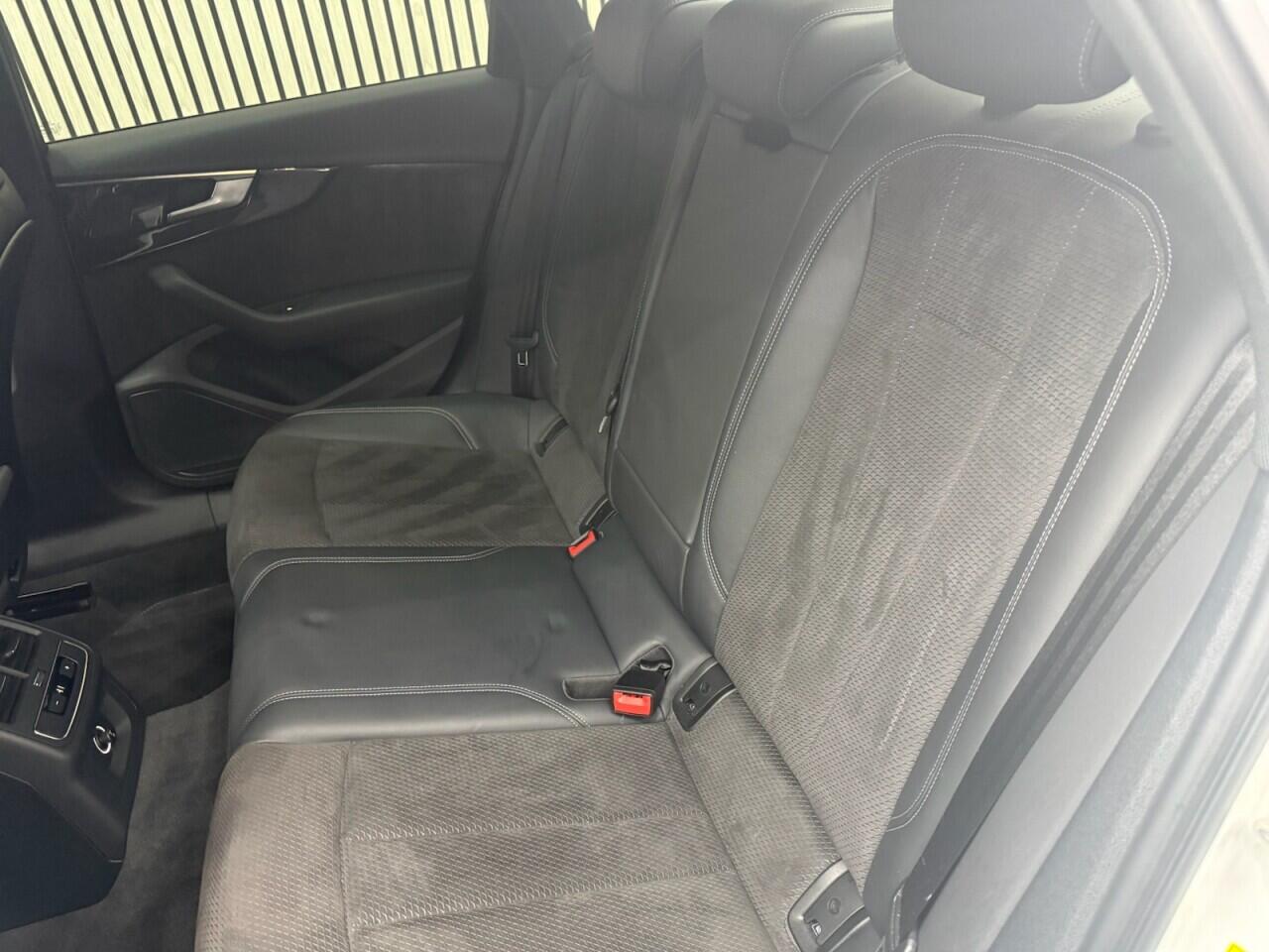 Audi A4 view 7