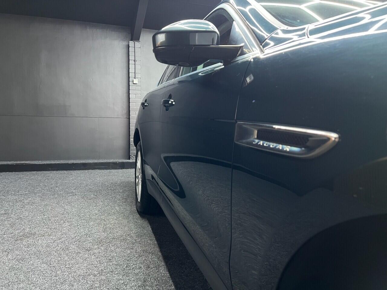 Jaguar F-Pace view 18