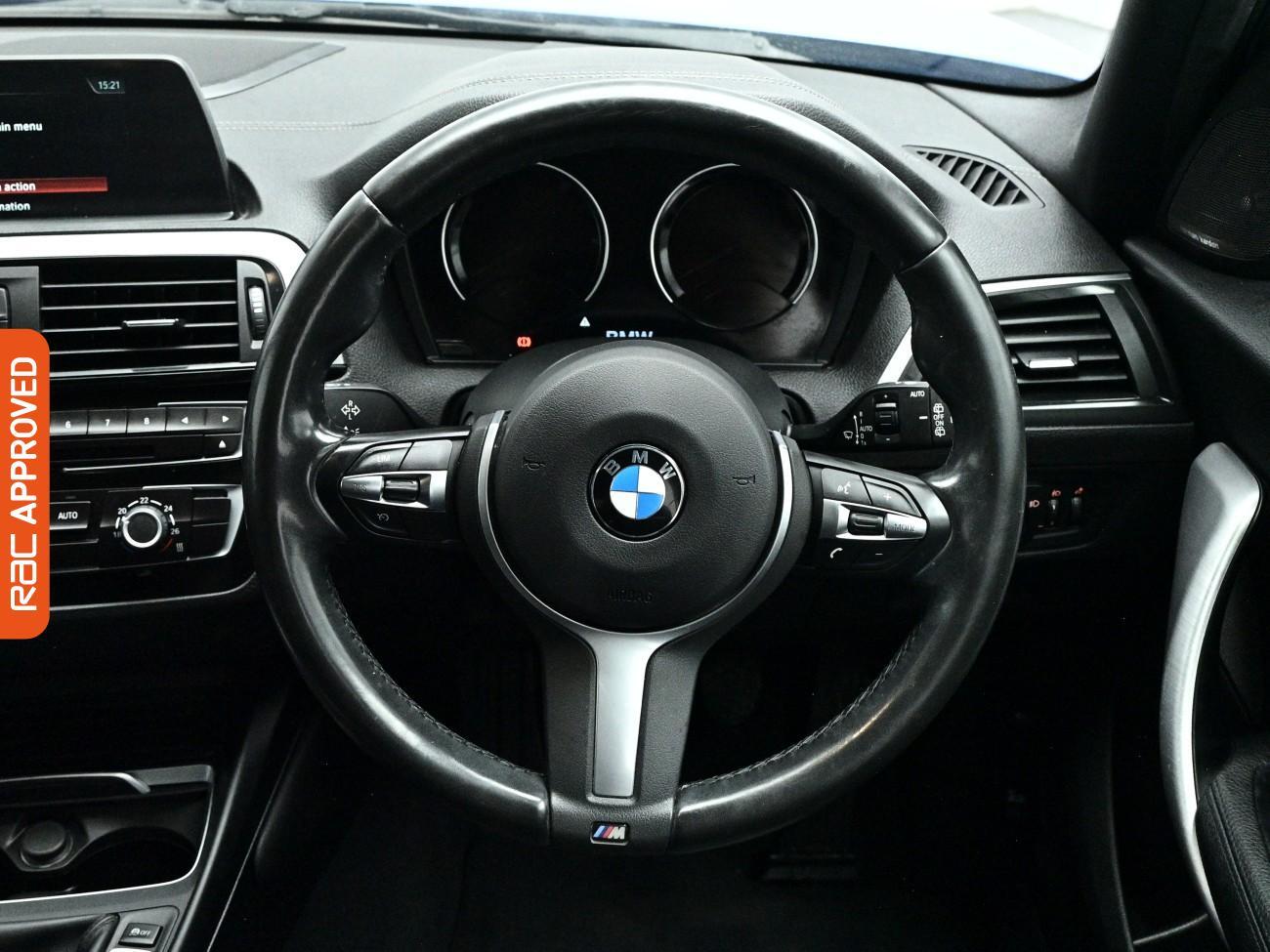 BMW 1 Series view 9