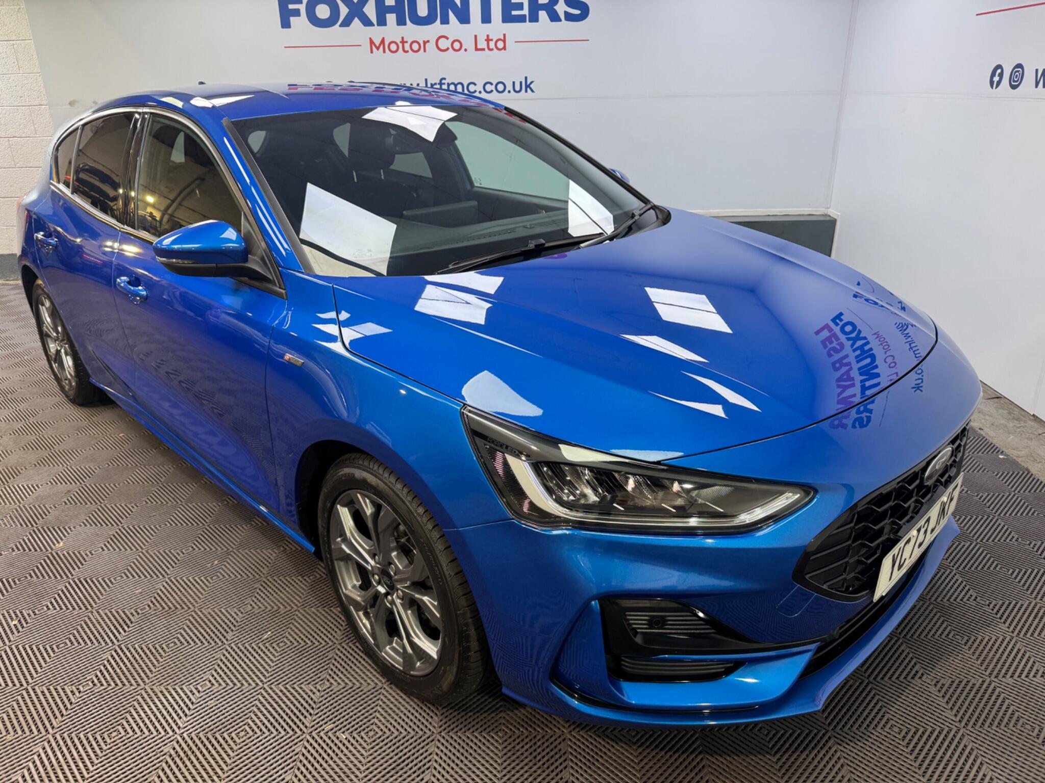 Ford Focus view 16