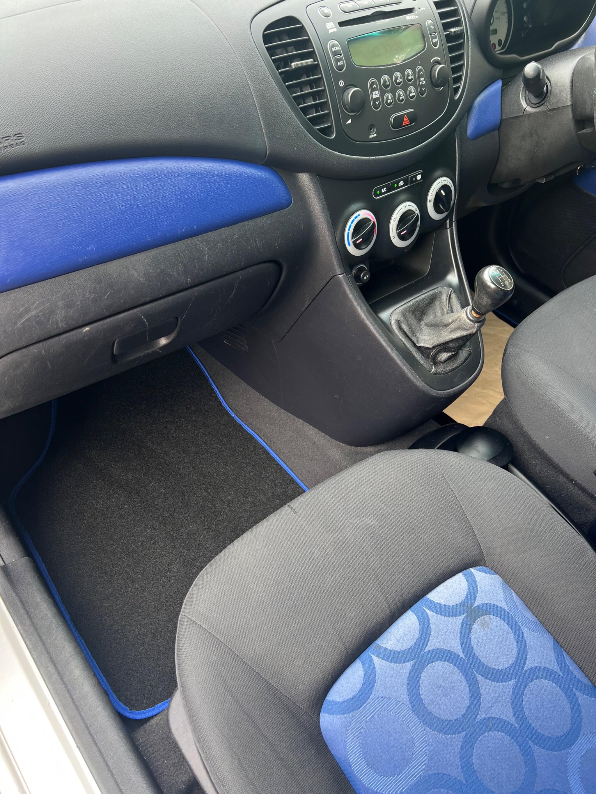 Hyundai I10 view 12