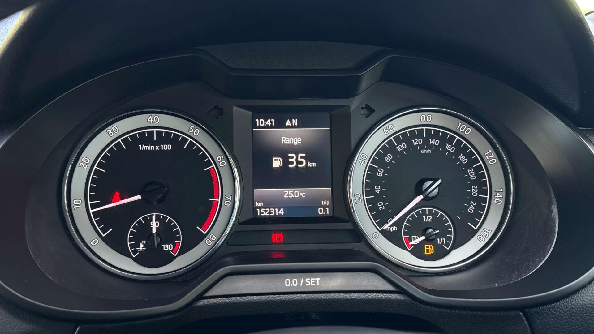 Skoda Octavia view 16