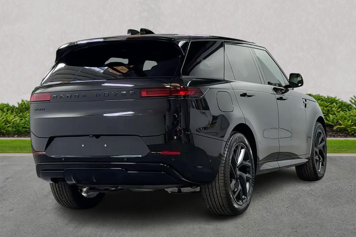 Land Rover Range Rover Sport view 18