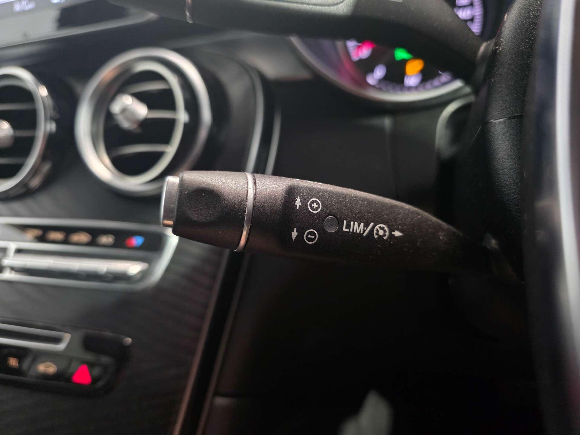 Mercedes-Benz GLC view 24