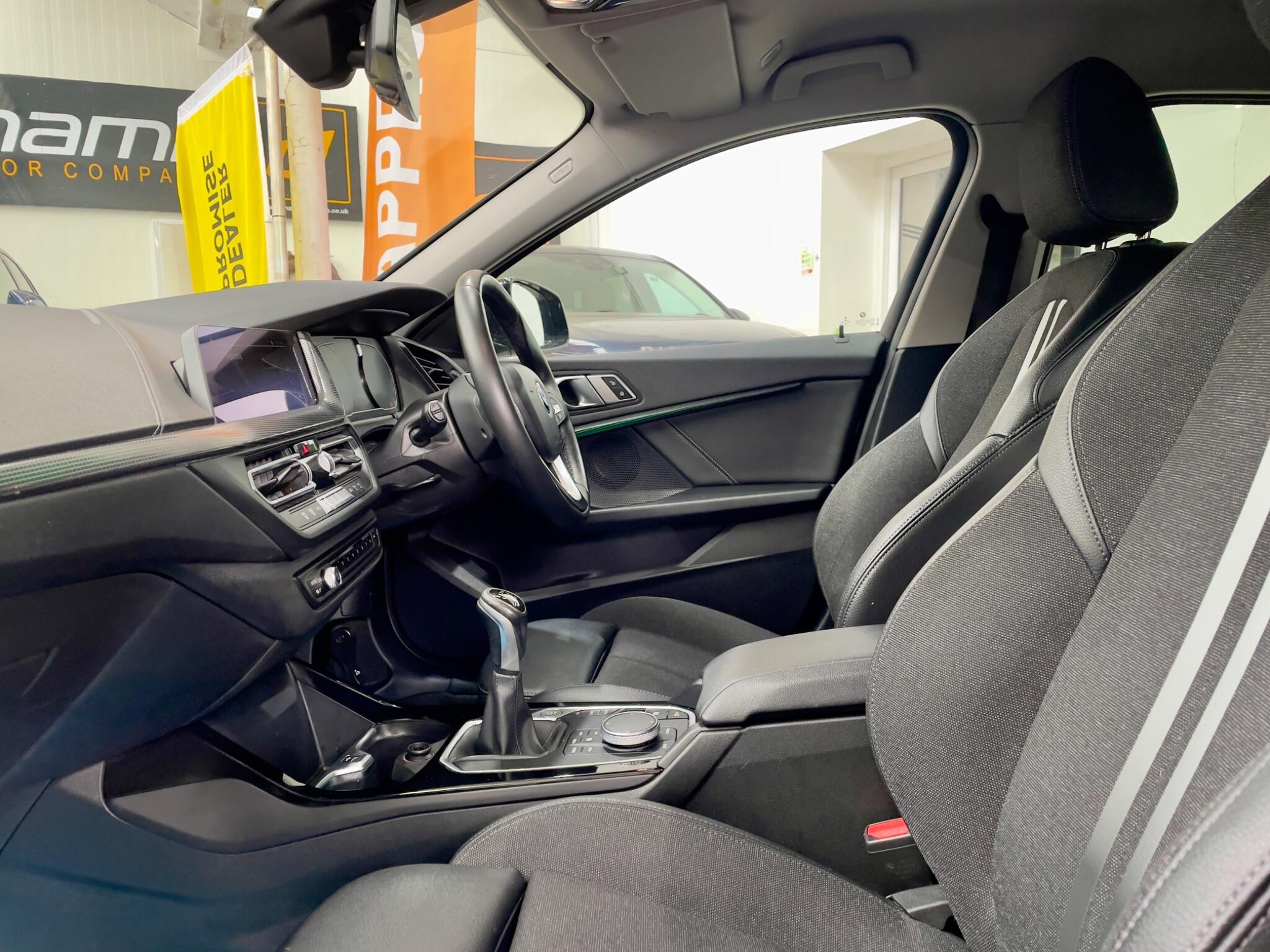 BMW 1 Series view 45