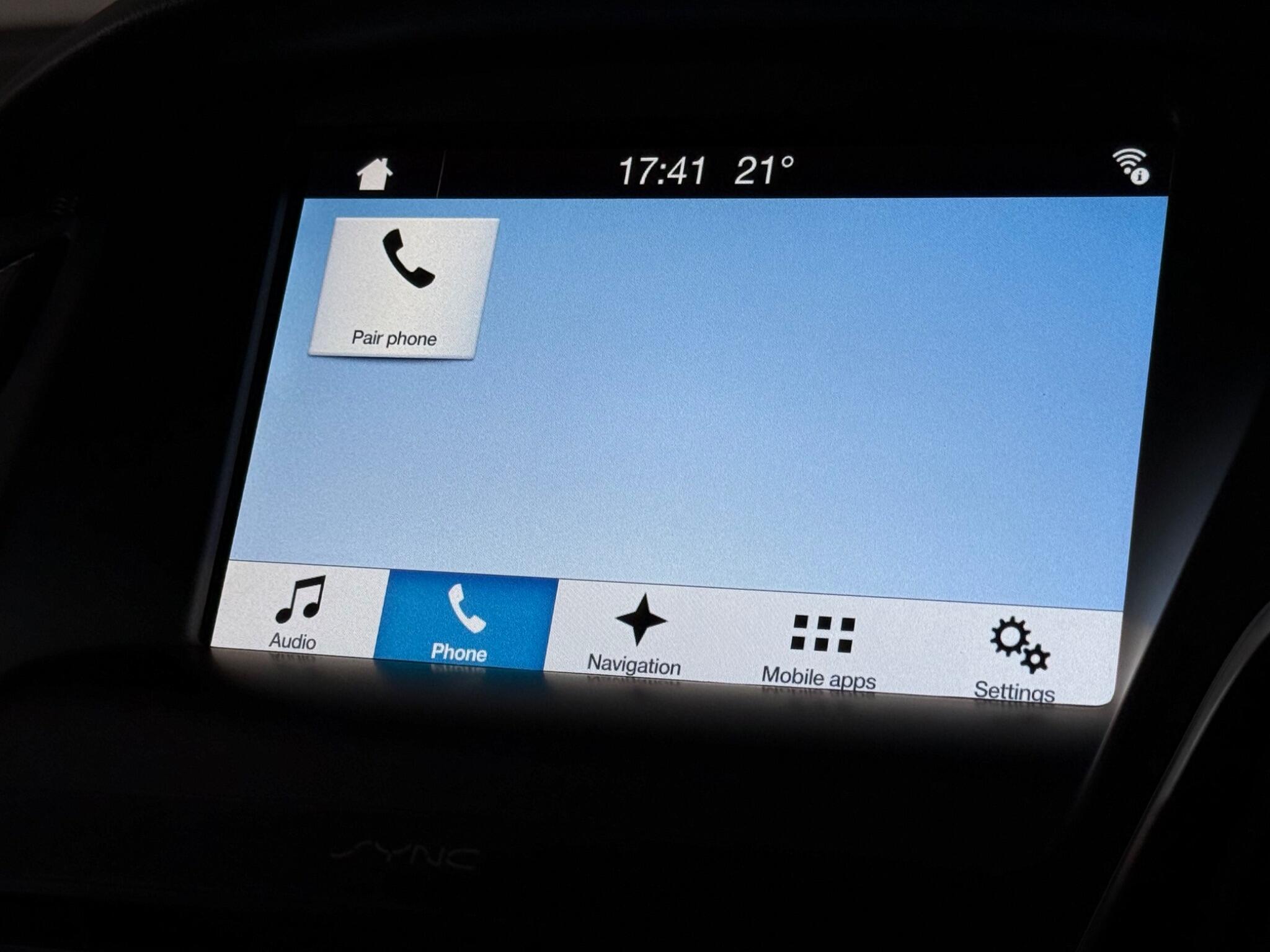 Ford Focus view 22